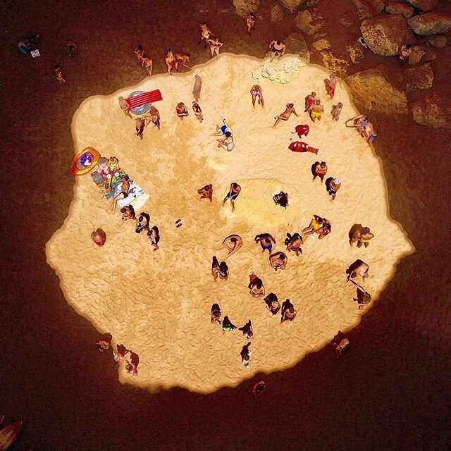 Looking down the hole to Benagil Cave!

#benagil #benagilcave #portugal🇵🇹 #portugaltravel #portugalovers #mavicpro2 #djimavicpro #drone #dronestagram #dronepic #dronepilot #caves #algarve #algarveportugal #uav #aerialphotography #travelphotography 