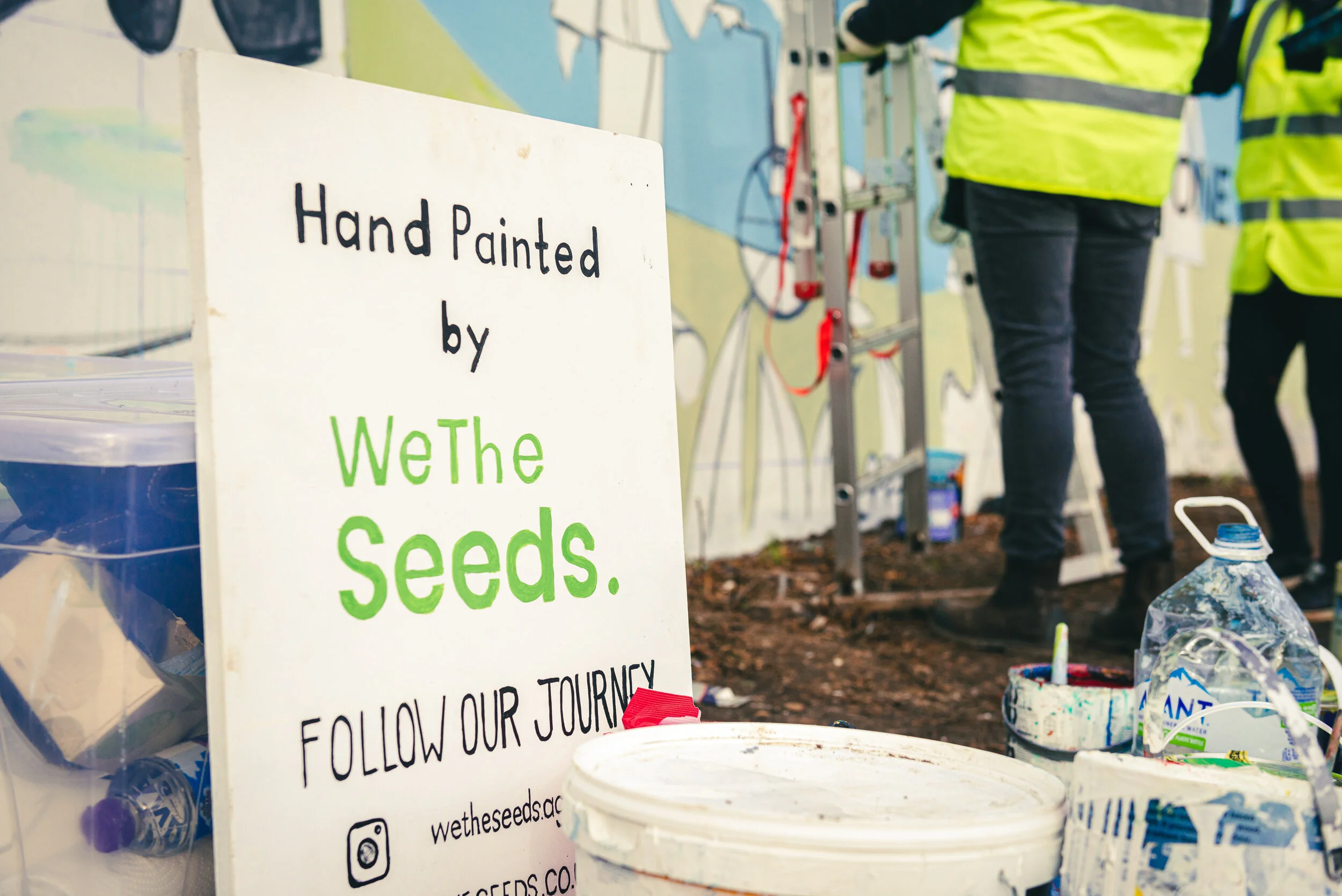 Wealdstone-handpainted-mural-wetheseedscreative-harrowcouncil-art-welcome-sign