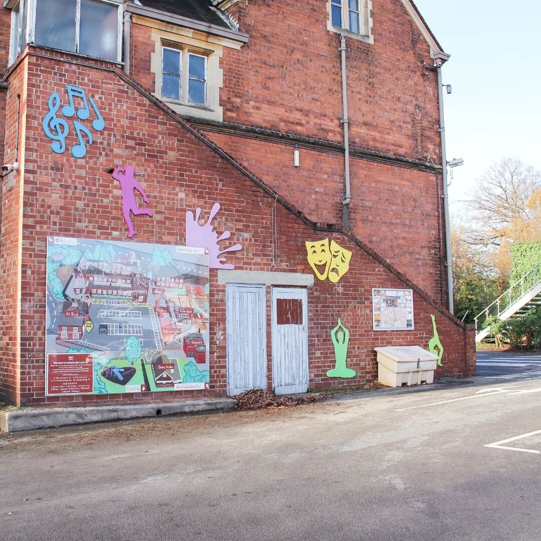 🌏📍 From start to finish, bringing (functional) public art to life! 🌟 
.
A (2 of 2) photo dump from our project with Harrow Arts Centre, hand-painting a stunning map mural and chimney signage. 🎨
.
Swipe left for behind-the-scenes magic! 📸
.
.
.
.