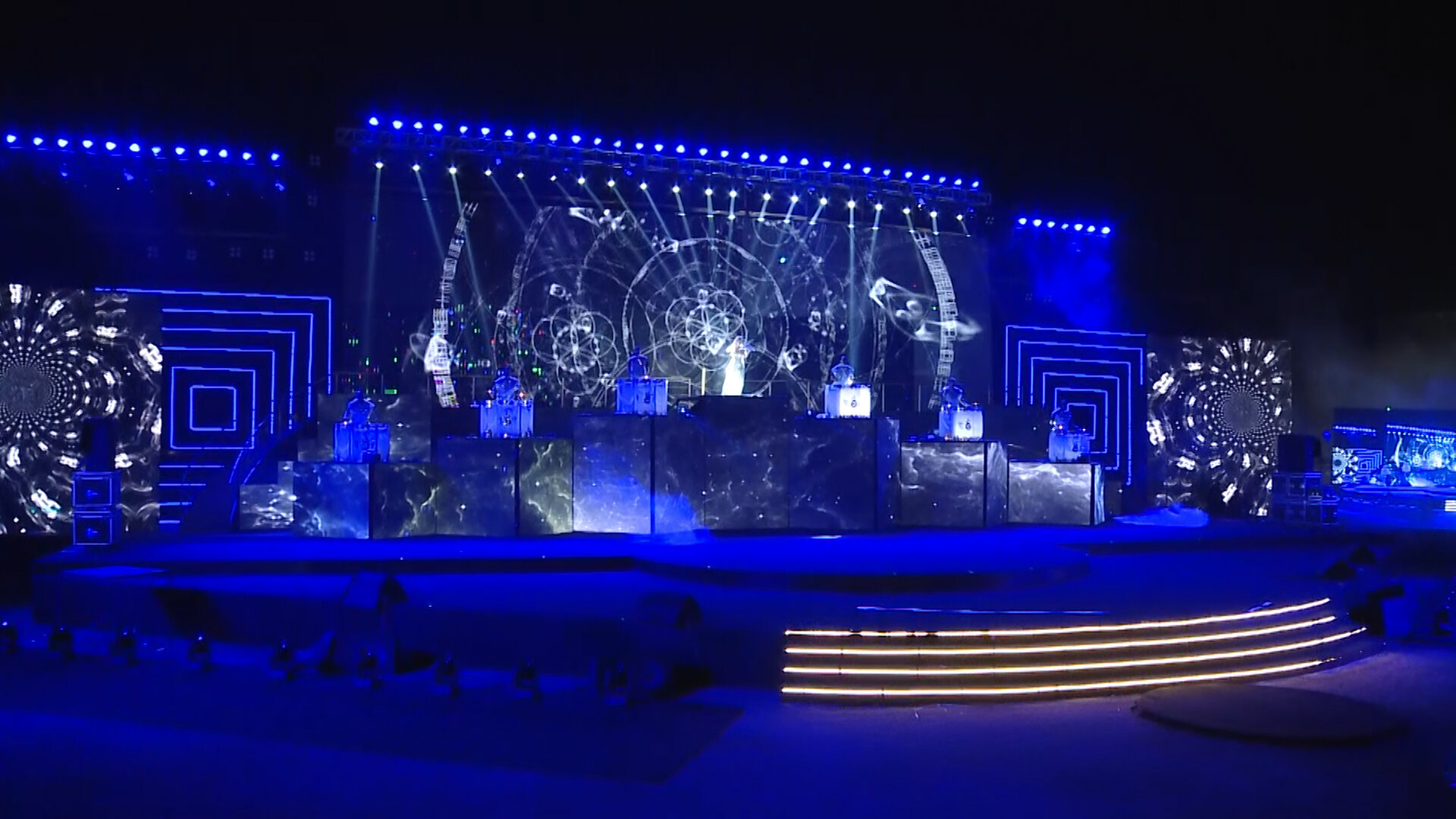 PHOENIX LED Reactive Drums and Live Violin with LED Background Media, Karachi Expo Center, Pakistan