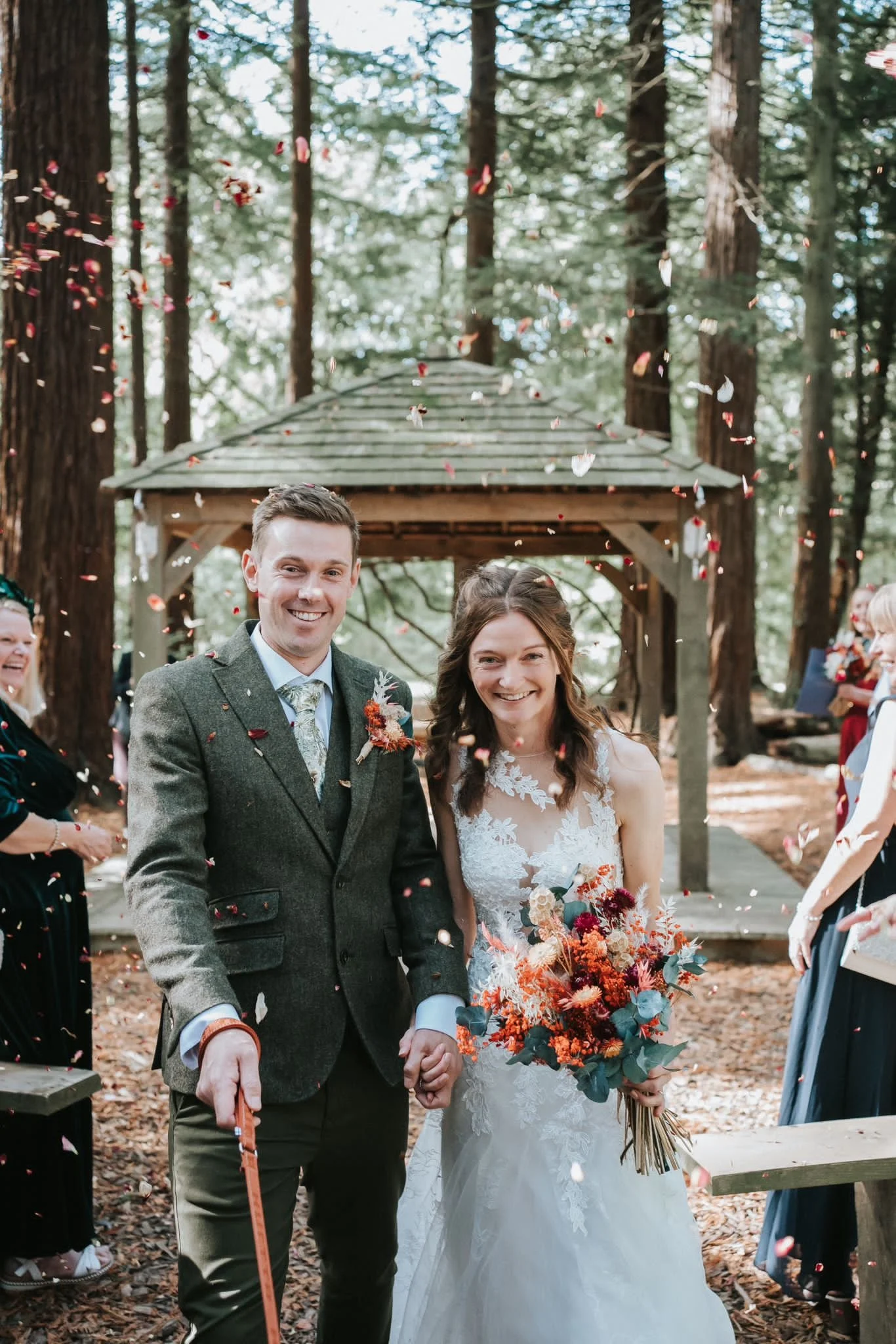 Stephanie Dreams Photography-dried-flowers.jpeg