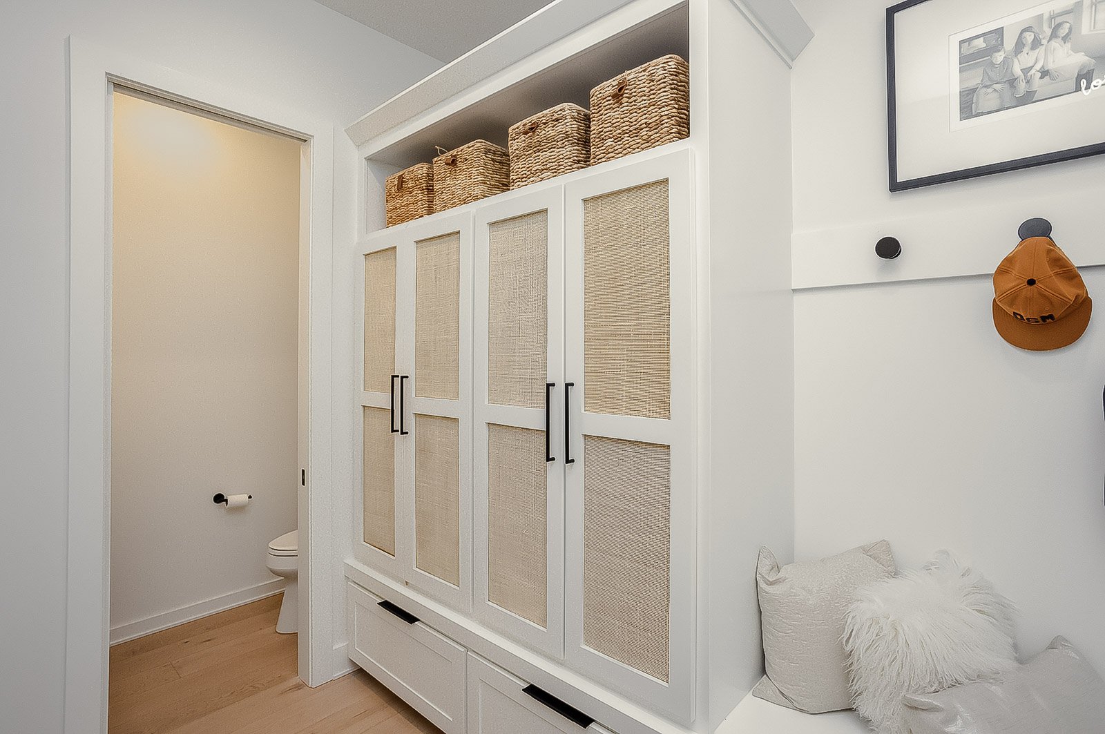 mud room entry way with mesh lockers