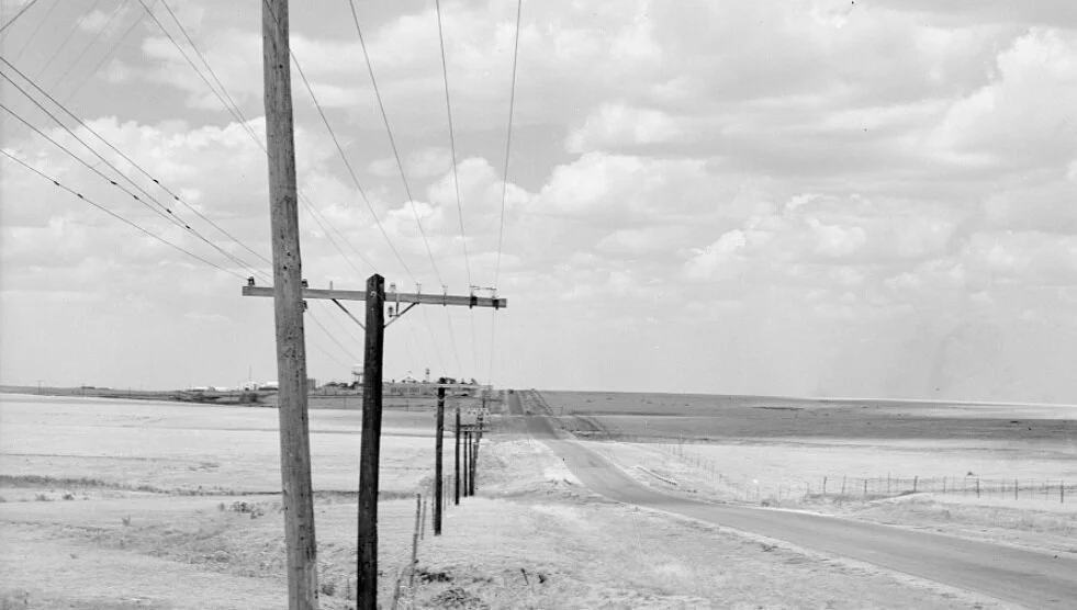 Highway north of Amarillo, Texas. August, 1938. Credit: Dorothea Lange. LOC ID: fsa.8b34910