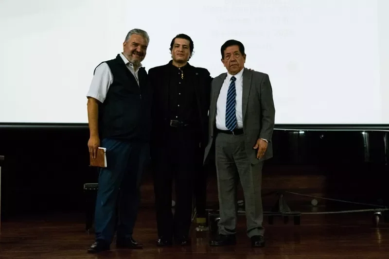 homenaje-a-manuel-enriquez-martes-de-opera-021.webp