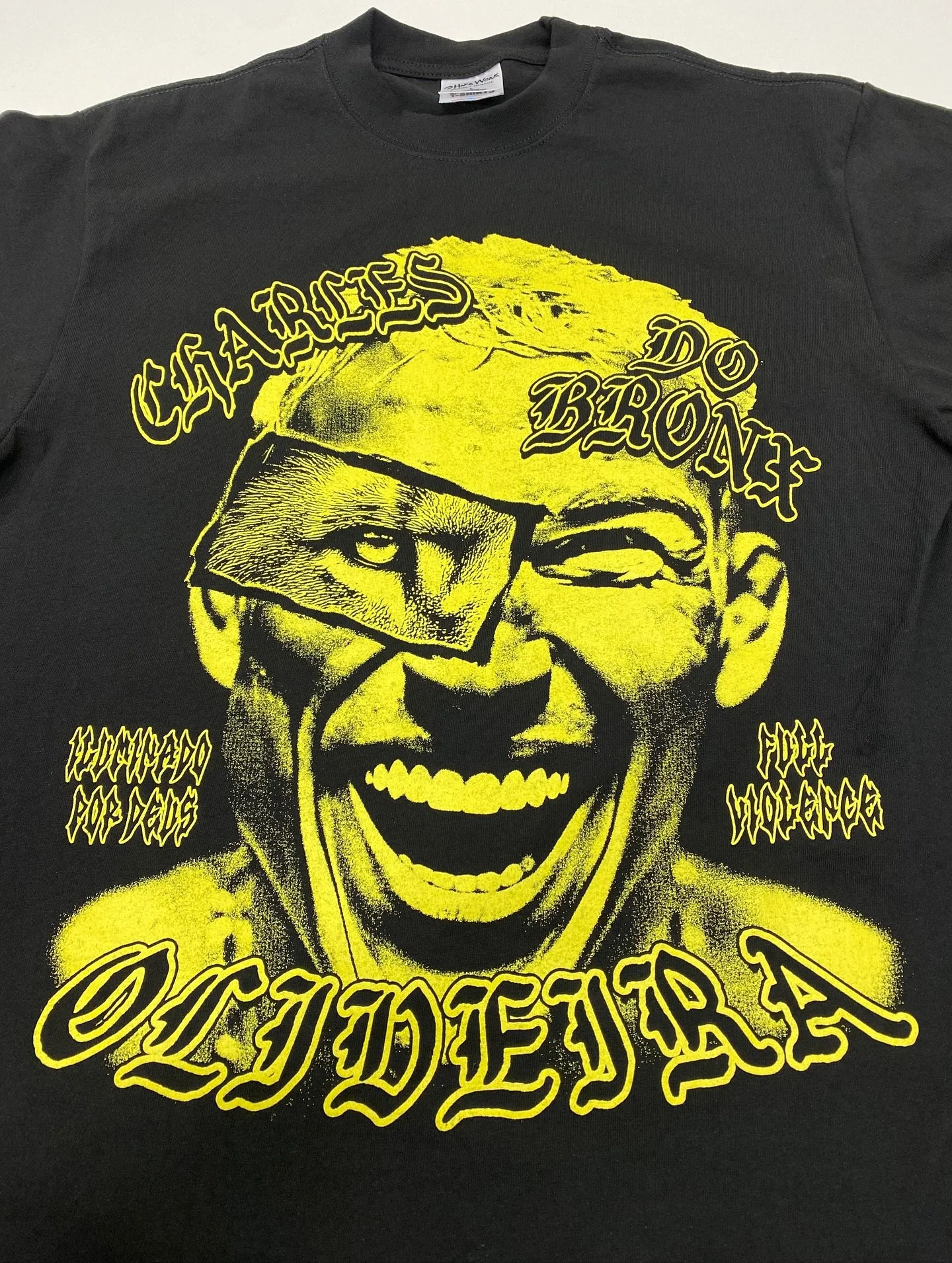 Big week ahead - MONDAY!! 🚀Time to clock in!! ⏰ ✅ 
#freshpressink #fullviolence #printlife #customprints #roseville #ufc #charlesoliveira