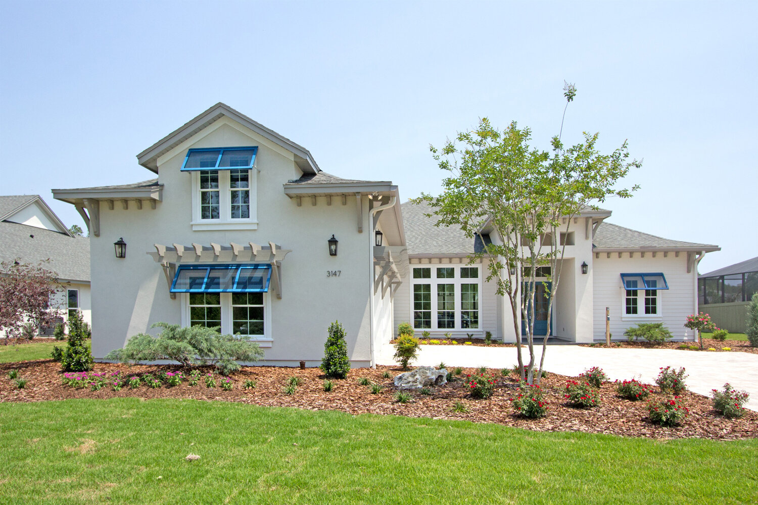 026_Front-View.jpg