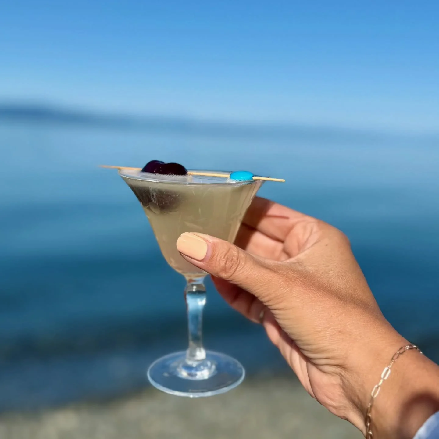 Happy New Year!
Thank you for being part of our little corner of Vancouver Island.
Wishing you a year filled with good health, good food, and good company.

#VancouverIslandLiving
#SimplePleasures
#MyPQB