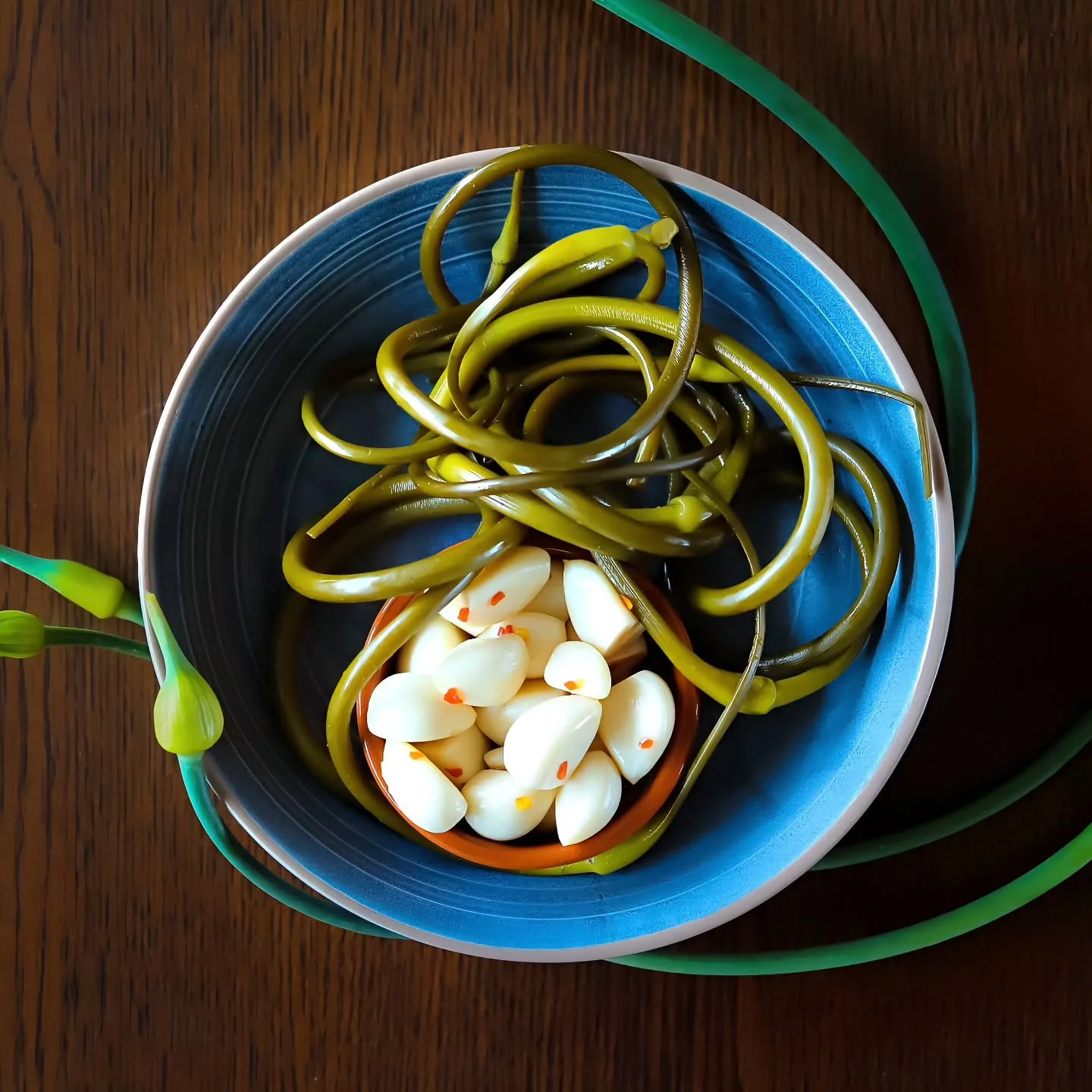 A couple of staples in our kitchen....
Pickled garlic scapes, a jar of garlic, and simple, everyday meals that don&rsquo;t need much else.
No recipe needed &mdash; just good ingredients, ready when you are.
👉 Find them on our website

#EatLocalBC #V