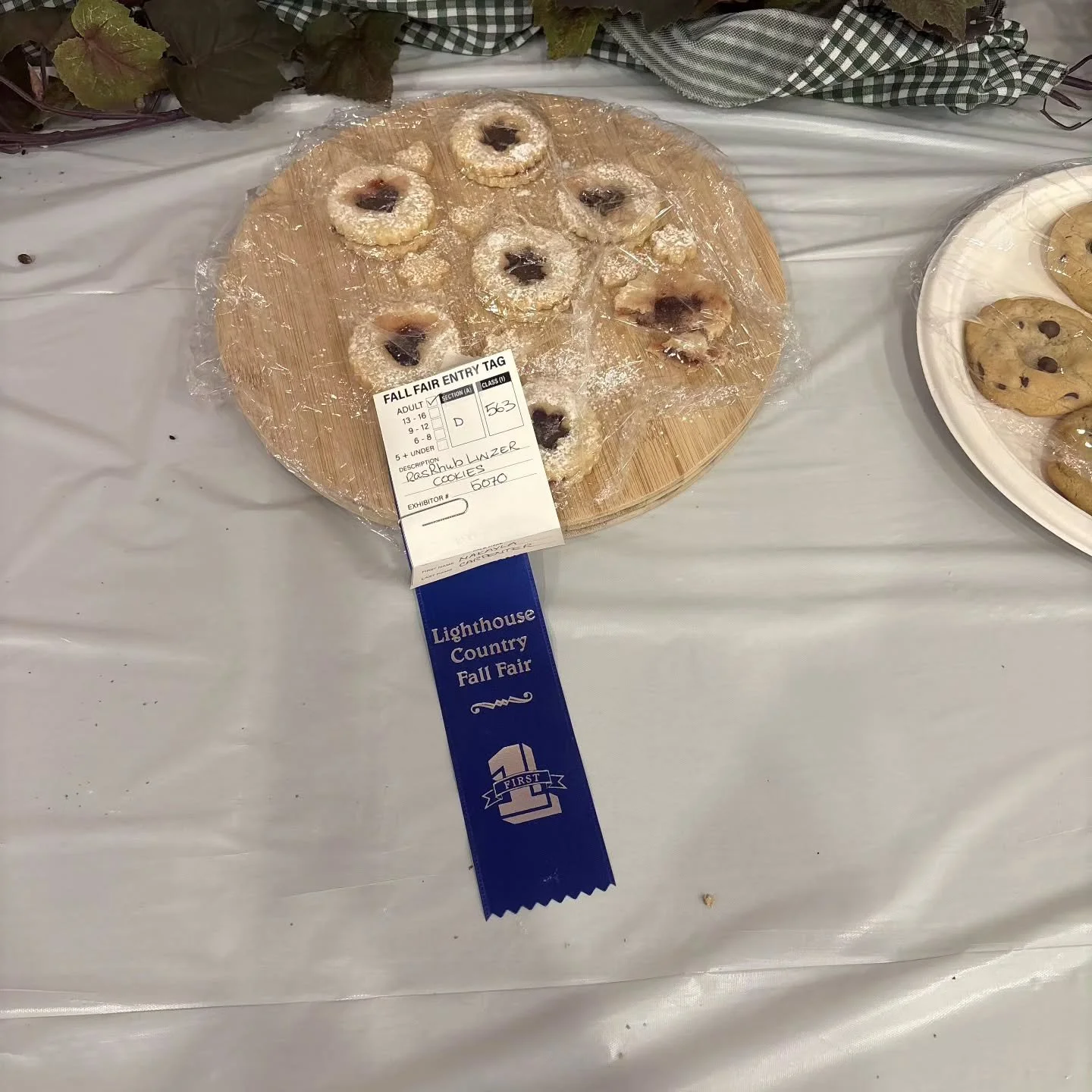 Our kitchen lead, Makayla, is an incredibly talented home baker, and the judges at the Lighthouse Country Fall Fair agree.
She entered her traditional Linzer cookies into the Baking Section, and we are so proud to share that she took home a well-dese