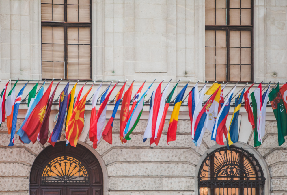 BoC and FED Pause as Markets Navigate the Effects of the Middle East Conflict