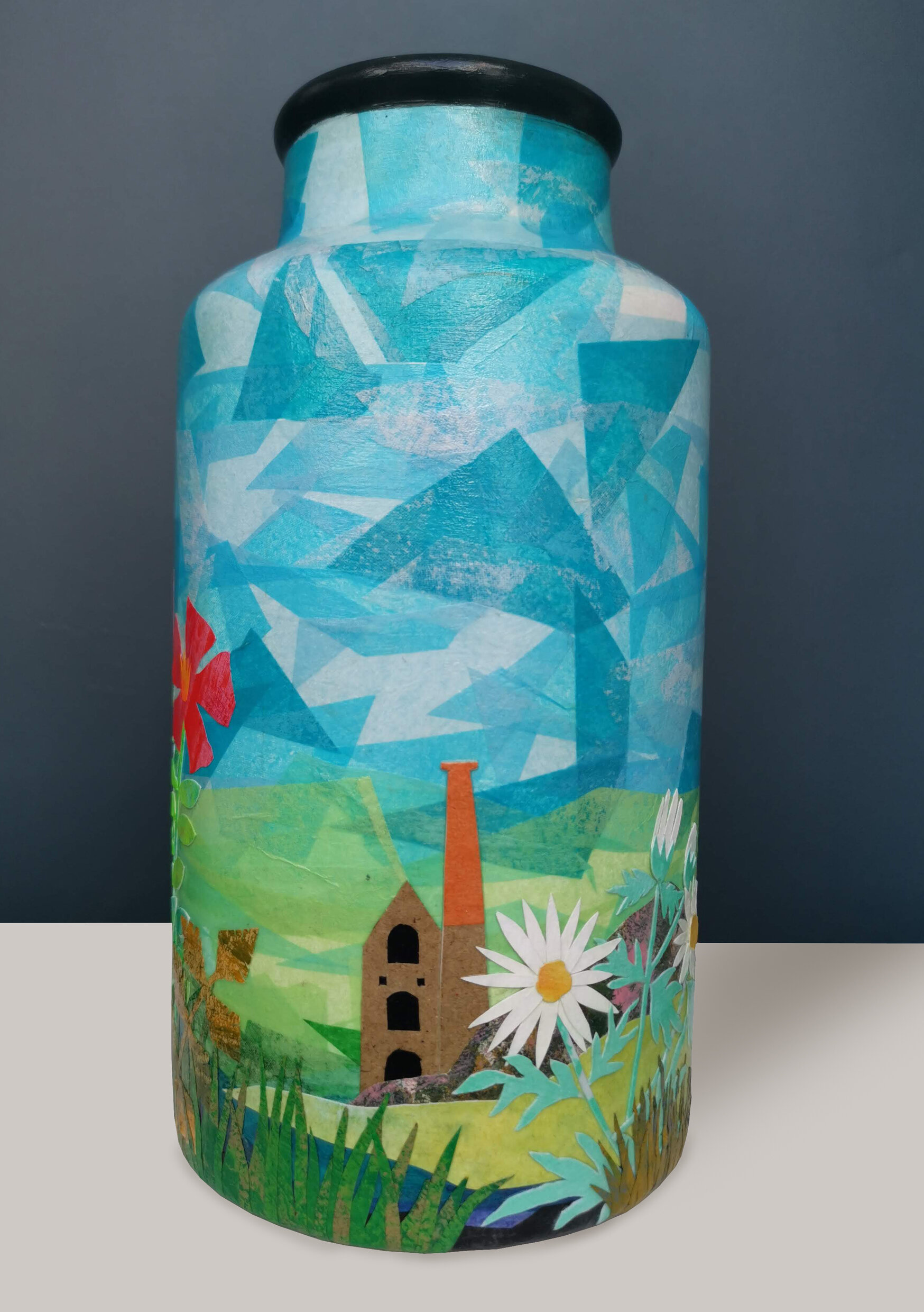 Cornish Vase 1a.jpg