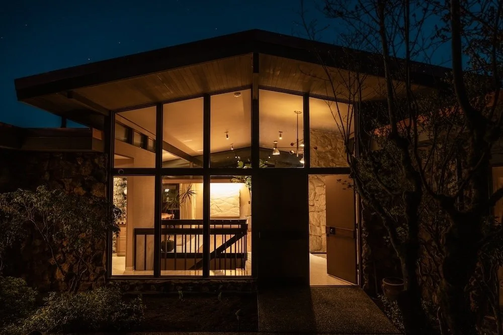 Midcentury modern exterior.jpg