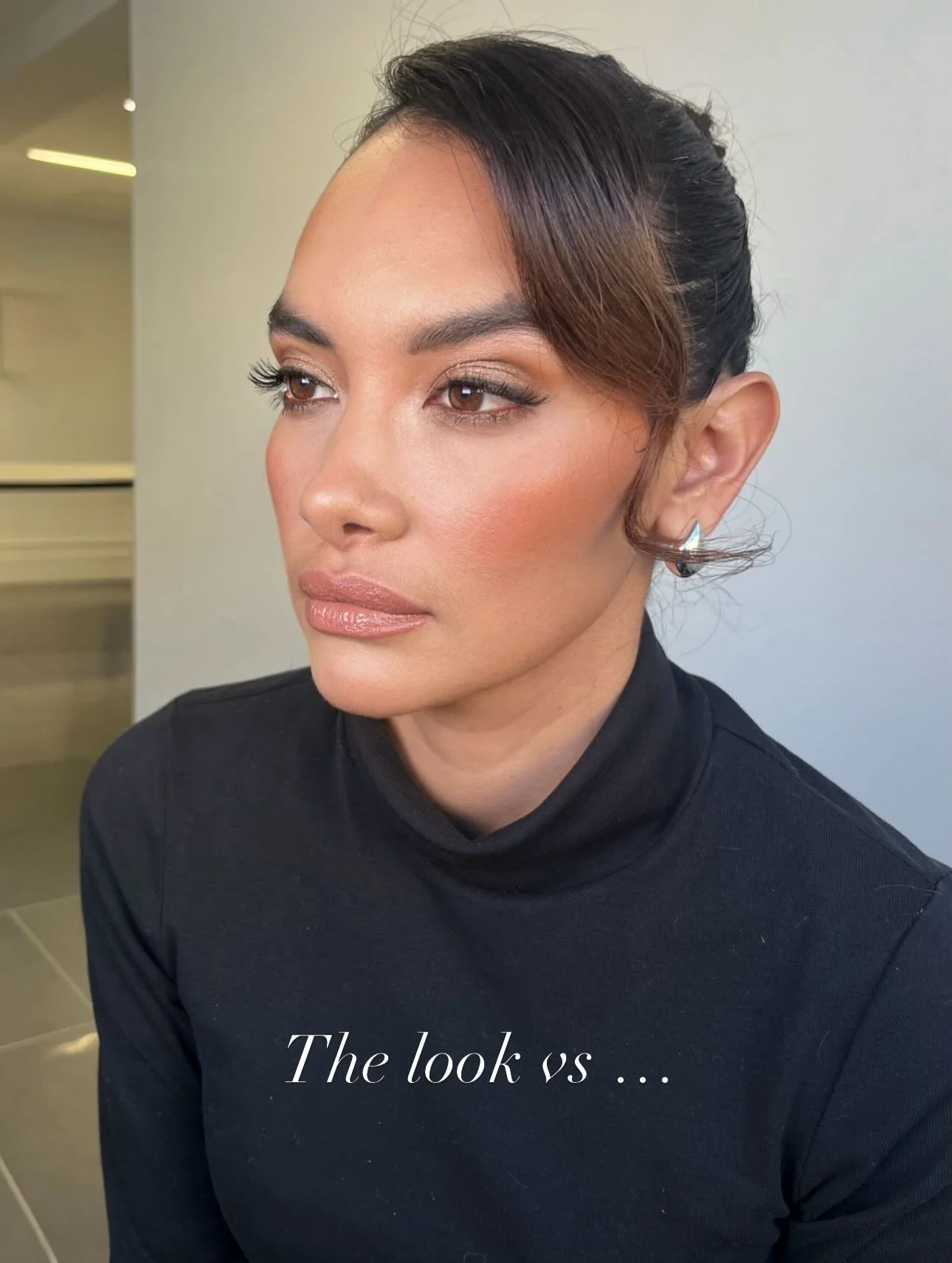 The look vs the product ✨
@armanibeauty luminous skin foundation
@narsissist creamy concealer.
@itcosmeticsuki brow pencil 
@narsissist Laguna bronzer.
@eylureofficial cluster lashes.
@charlottetilbury Penelope pink lipstick 
@dior glow maximiser pal