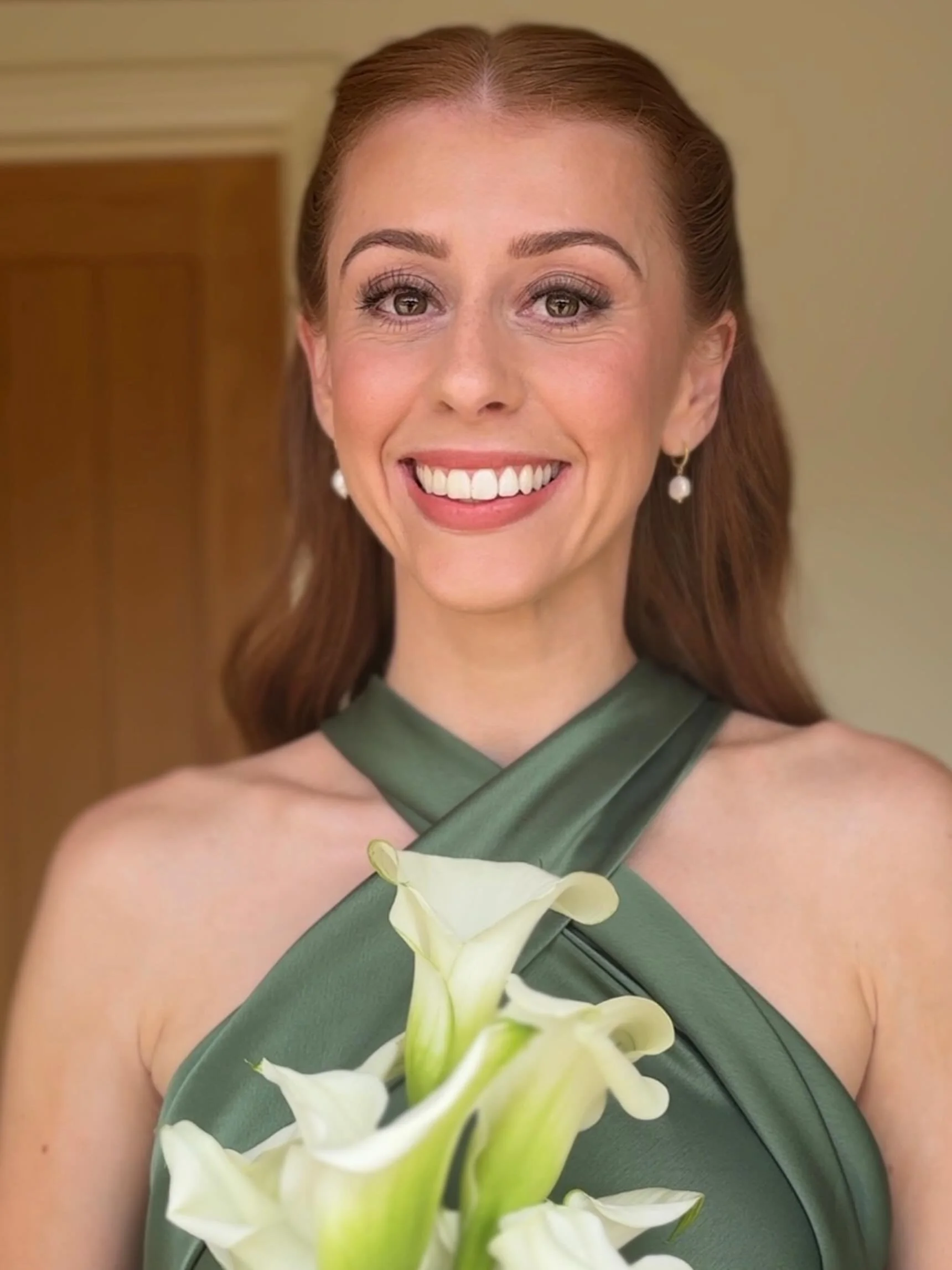 Save for your bridesmaid hair &amp; makeup inspo ✨
Hair @jutazorubiene 
.
.
#makeup #bridesmaidmakeup #cotswoldwedding #bridalinspo #weddinginspo