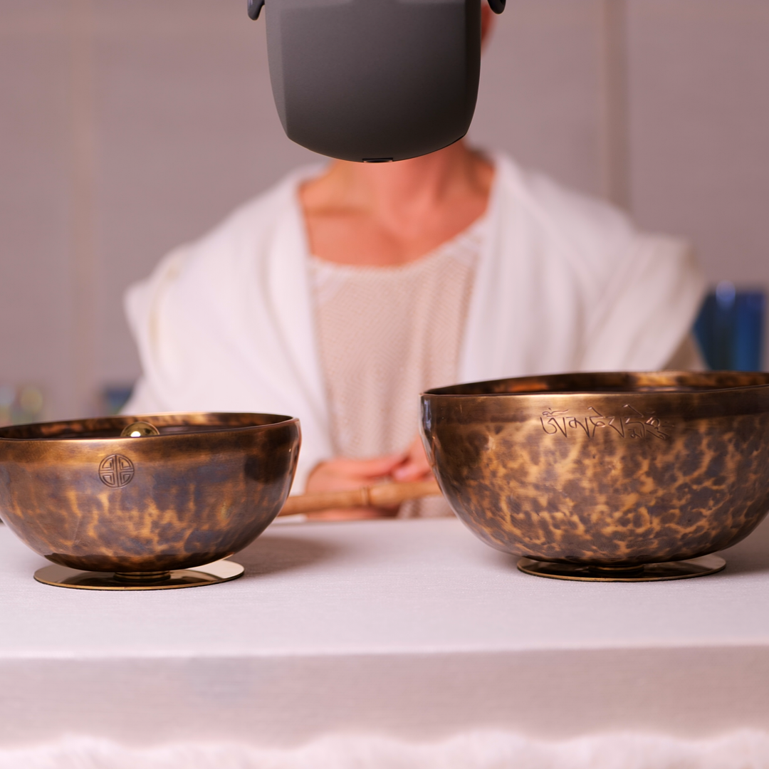 Tibetans 6 - Full Moon.png