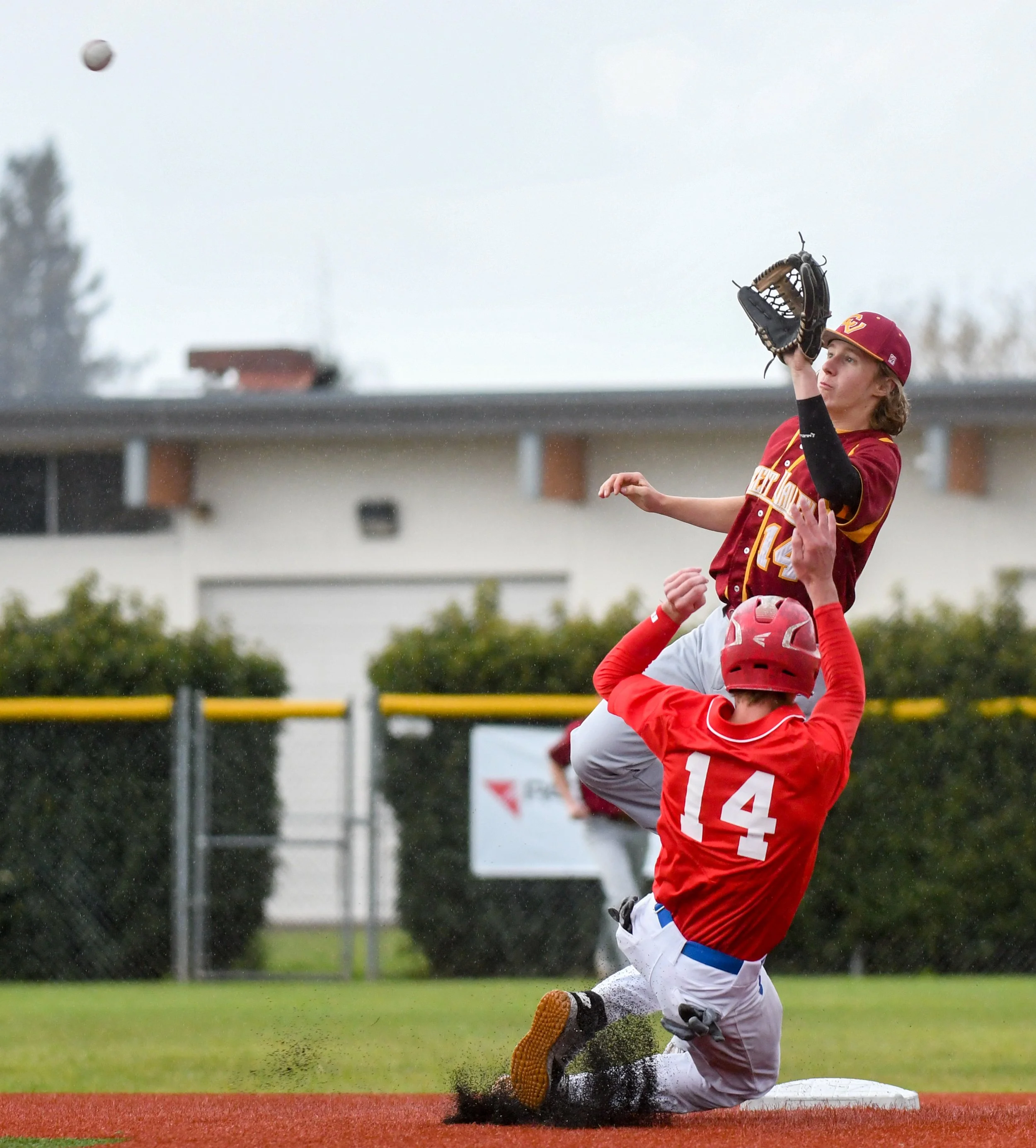 042522-cgt-spt-galleryLebvsCVbaseball-02-kg-2.jpg