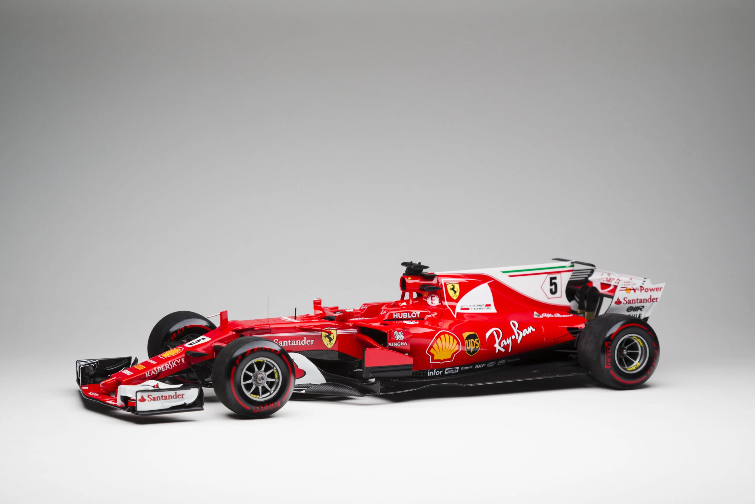 タミヤ 1/20 フェラーリ SF70H - 自動車 タミヤ 1/20 フェラーリ SF70H - 自動車