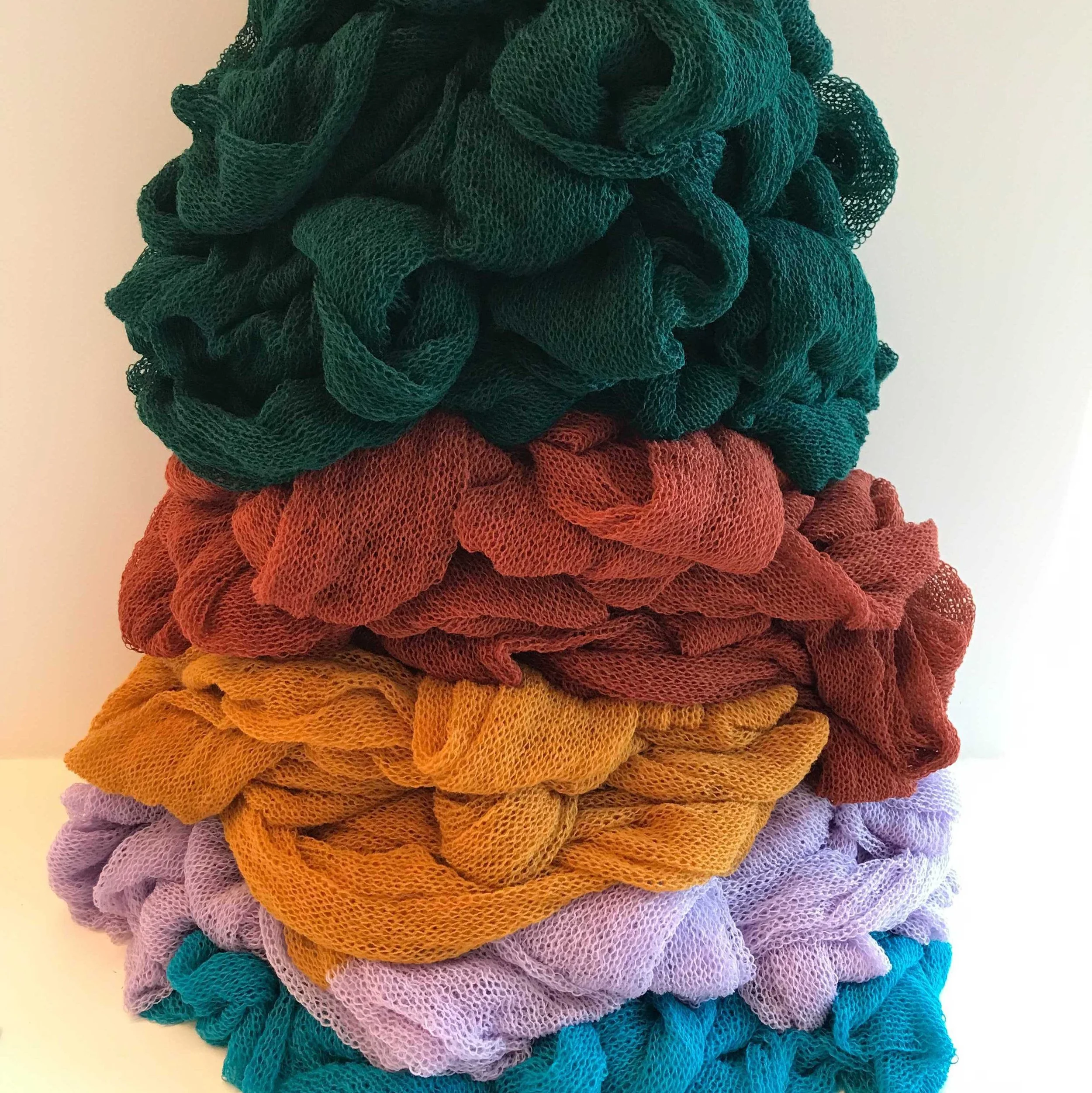 The Life of a Building: Machine Knitting a Year of Visitor Data and Online Community Participation During a Pandemic