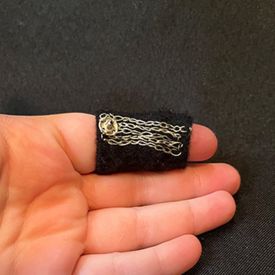 Adaptive Soft Switches: Co-Designing Fabric Adaptive Switches with Occupational Therapists for Children and Adolescents with Acquired Brain Injury