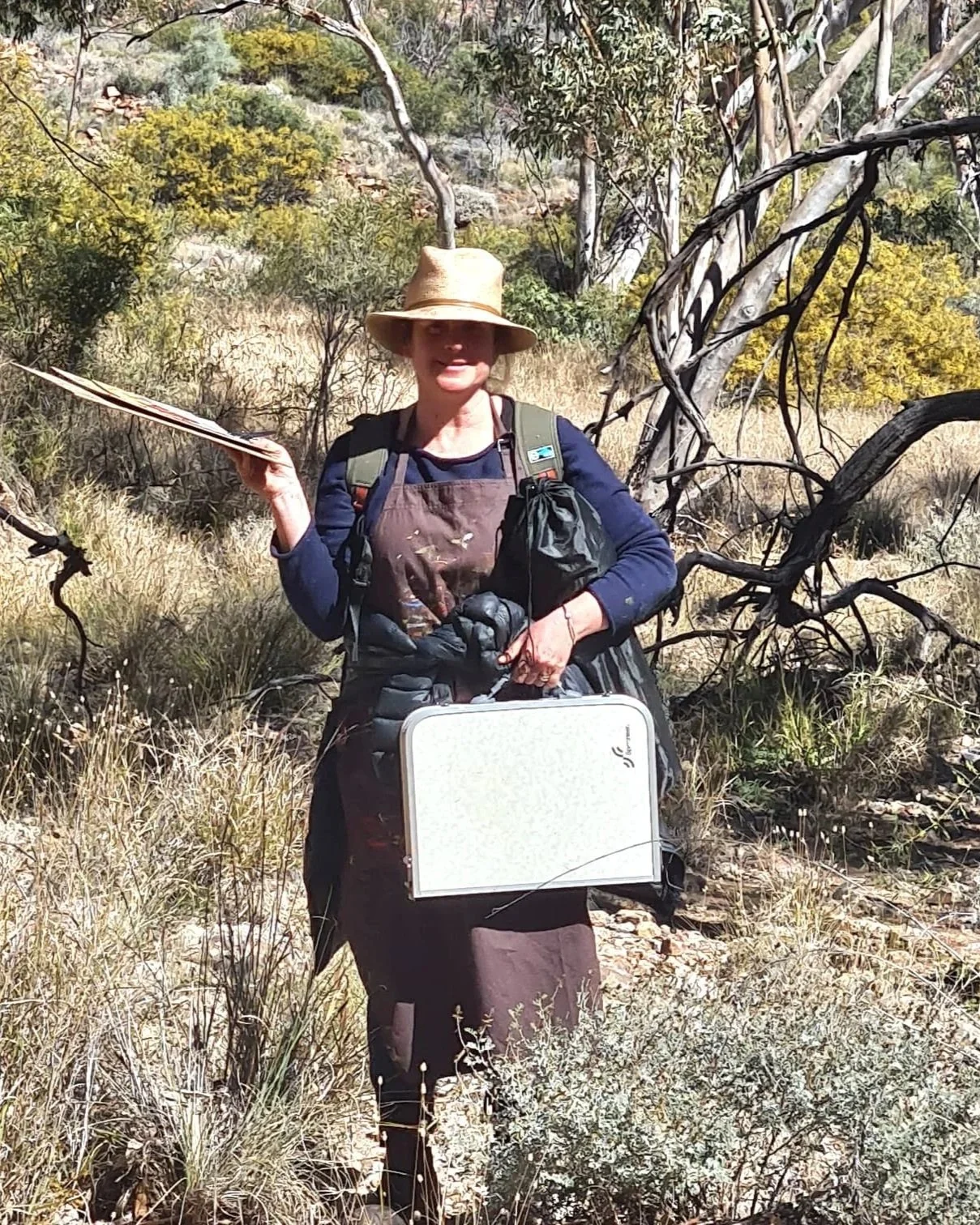 Finding the perfect spot to setup on a field trip with Idris Murphy in the East MacDonnell Ranges.