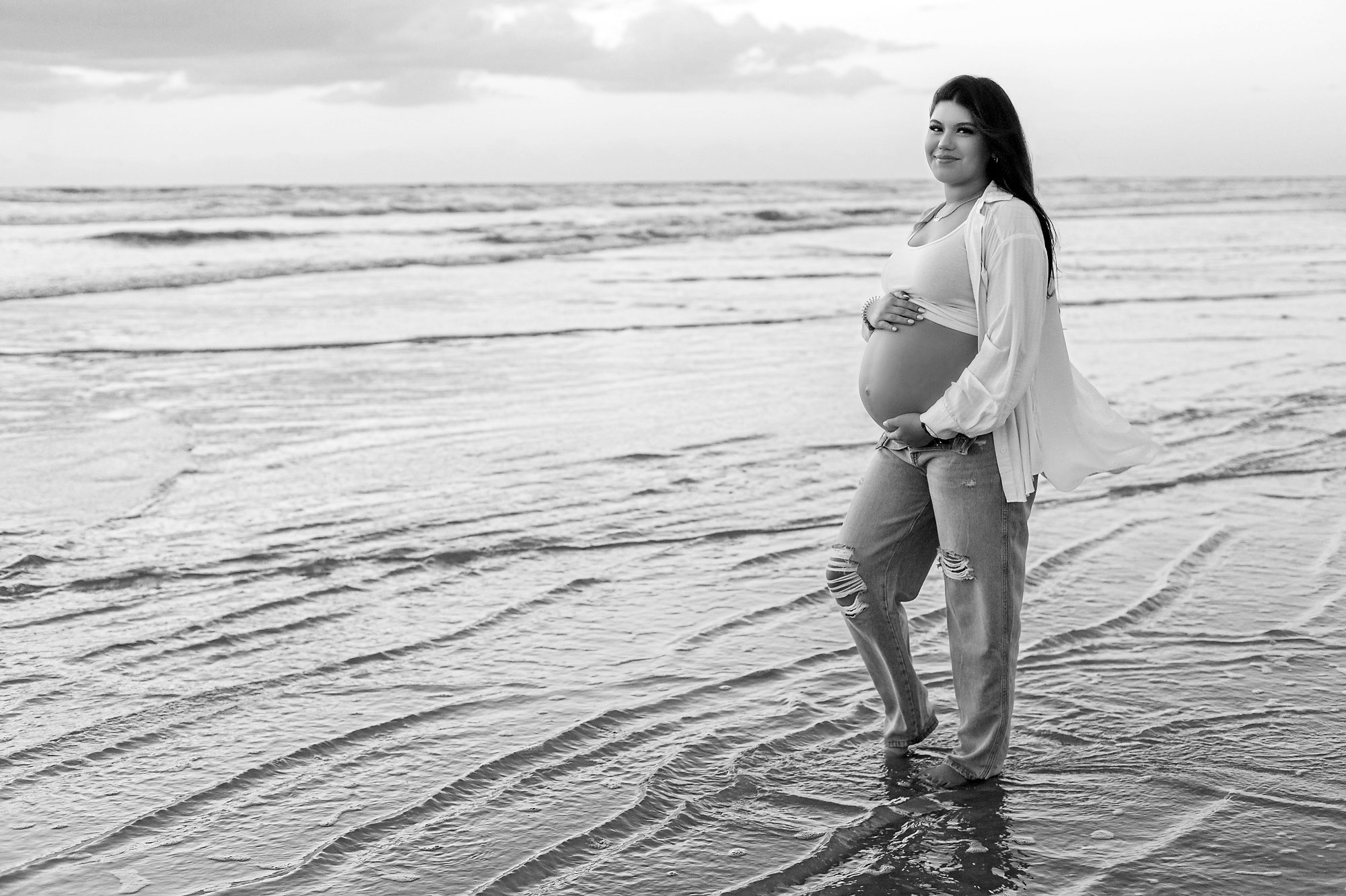 0013_Maternity_Black and White_Web Only.jpg