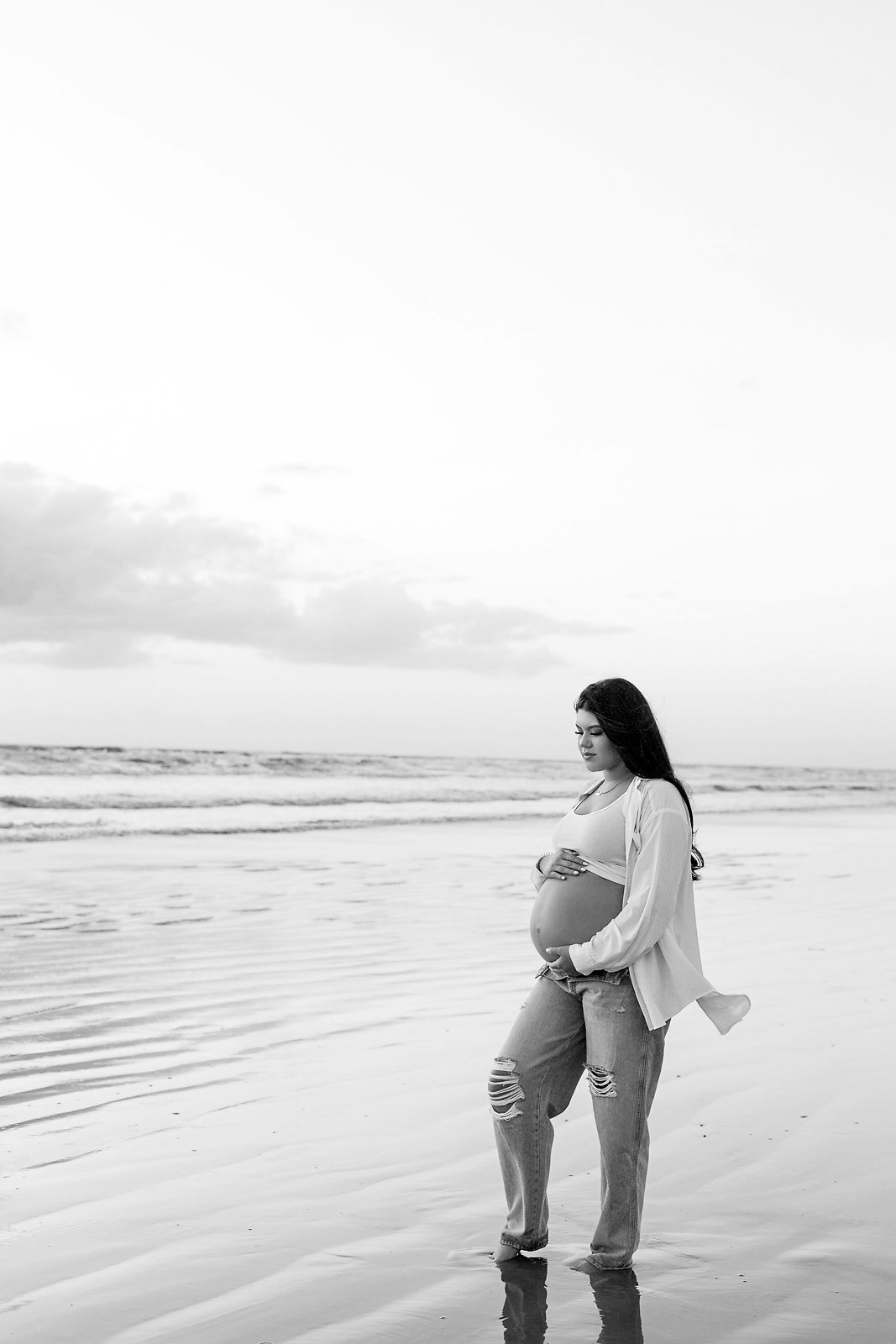 0019_Maternity_Black and White_Web Only.jpg