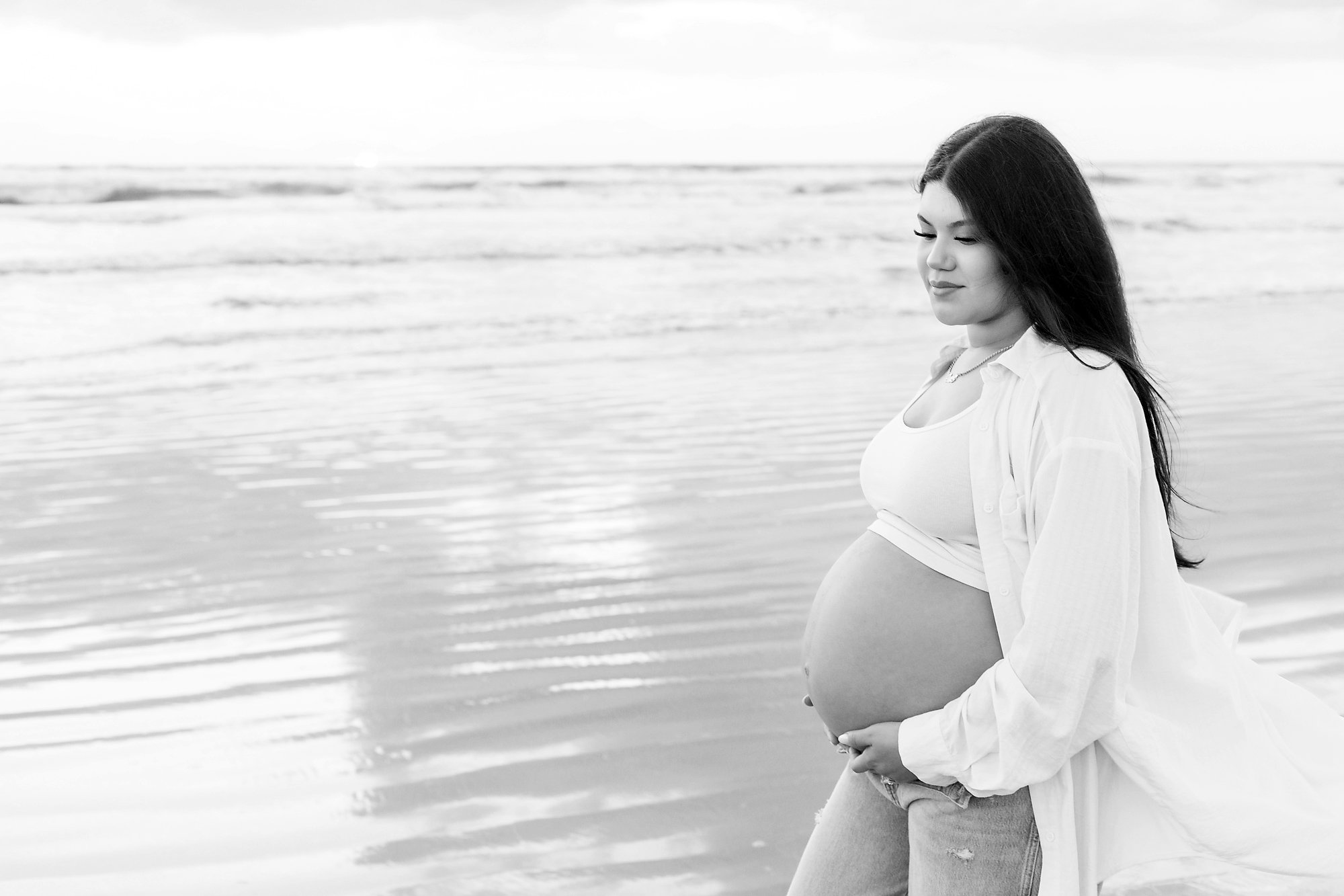 0049_Maternity_Black and White_Web Only.jpg