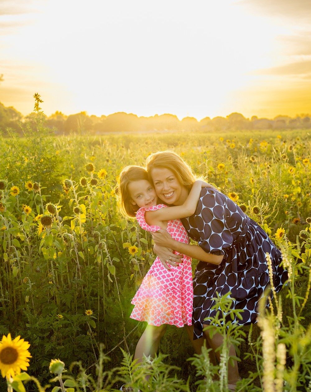 ✨ It&rsquo;s not just about pictures&mdash;it&rsquo;s about memories. Don&rsquo;t let another year go by without freezing this moment in time. Whether in your home or on location or our studio, I&rsquo;m here to help you capture your family's love in