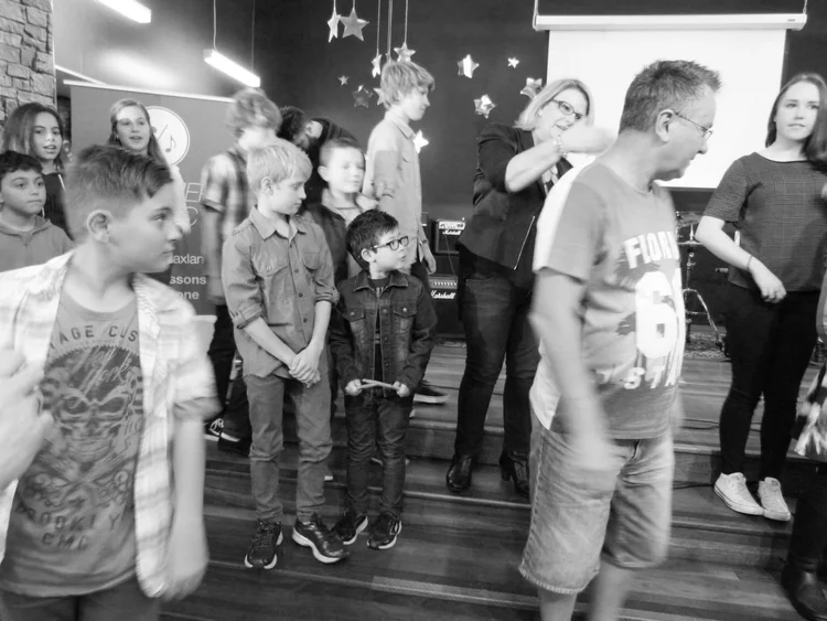 Can you or your child really learn to play the drums online?