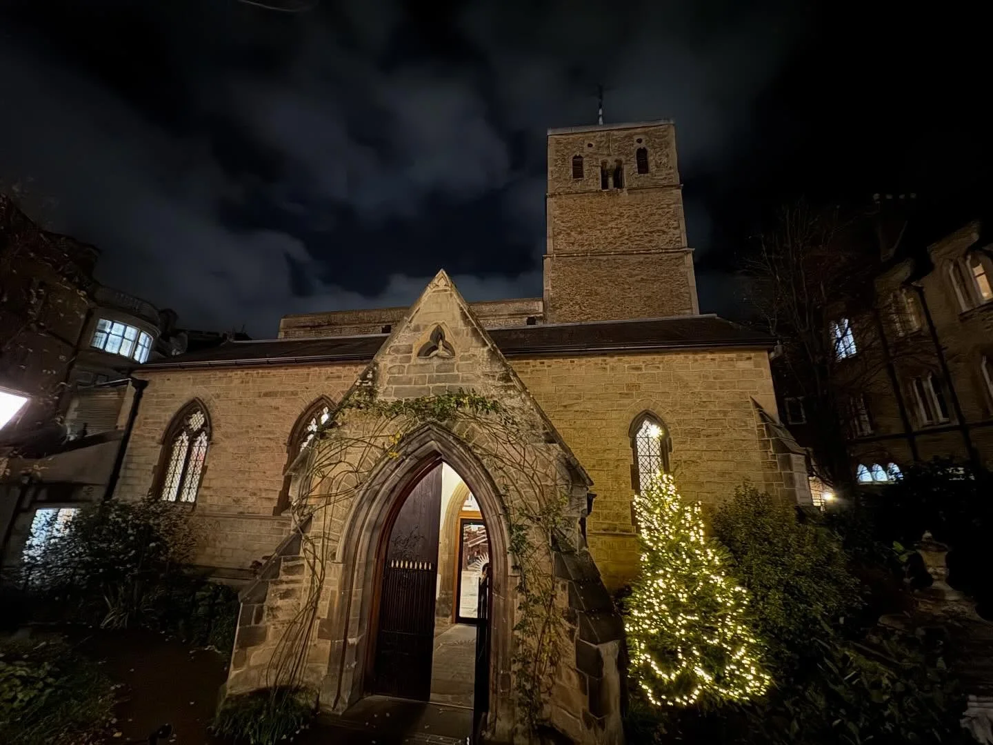 Join us in the last days of Advent &amp; for Christmas. https://www.stbenetschurch.org/xmas  #itstartedwithlove #allarewelcome #joyofchristmas #achurchnearyou