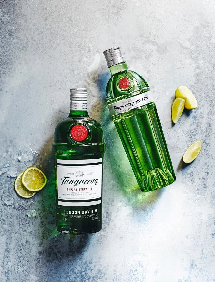 E2E_Waitrose_SummerDrinks_GinMocktailsPicnic_8904_TanquerayDuo.jpg
