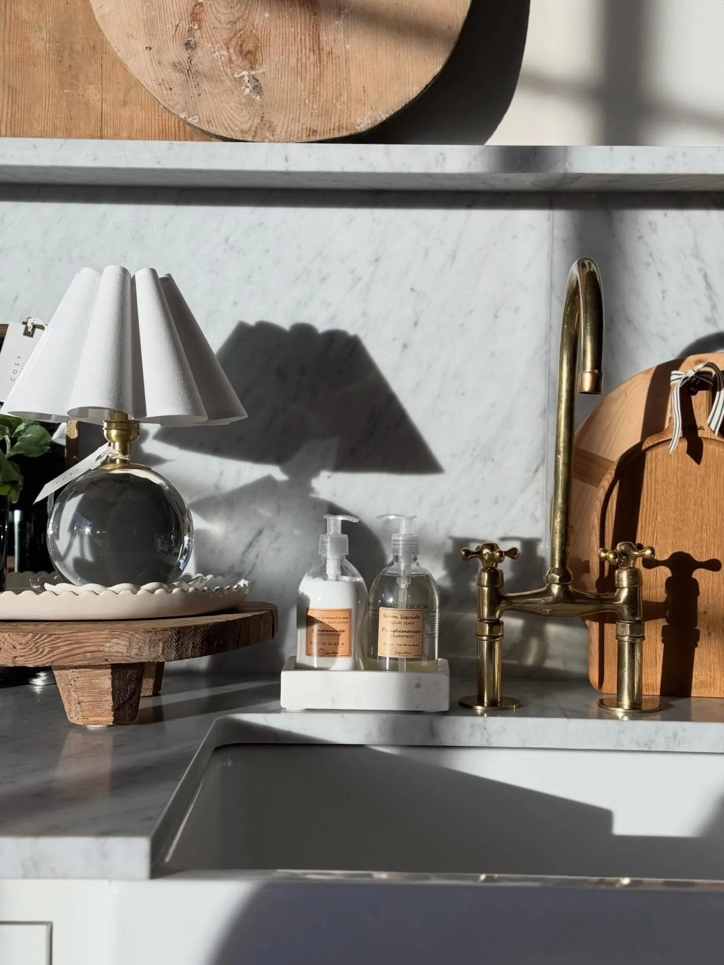 It&rsquo;s all about the little things. 
Like filling your kitchen with everyday items that make you enjoy your daily tasks. 

#ShopLocal #stgeorgeut #CosyHouse