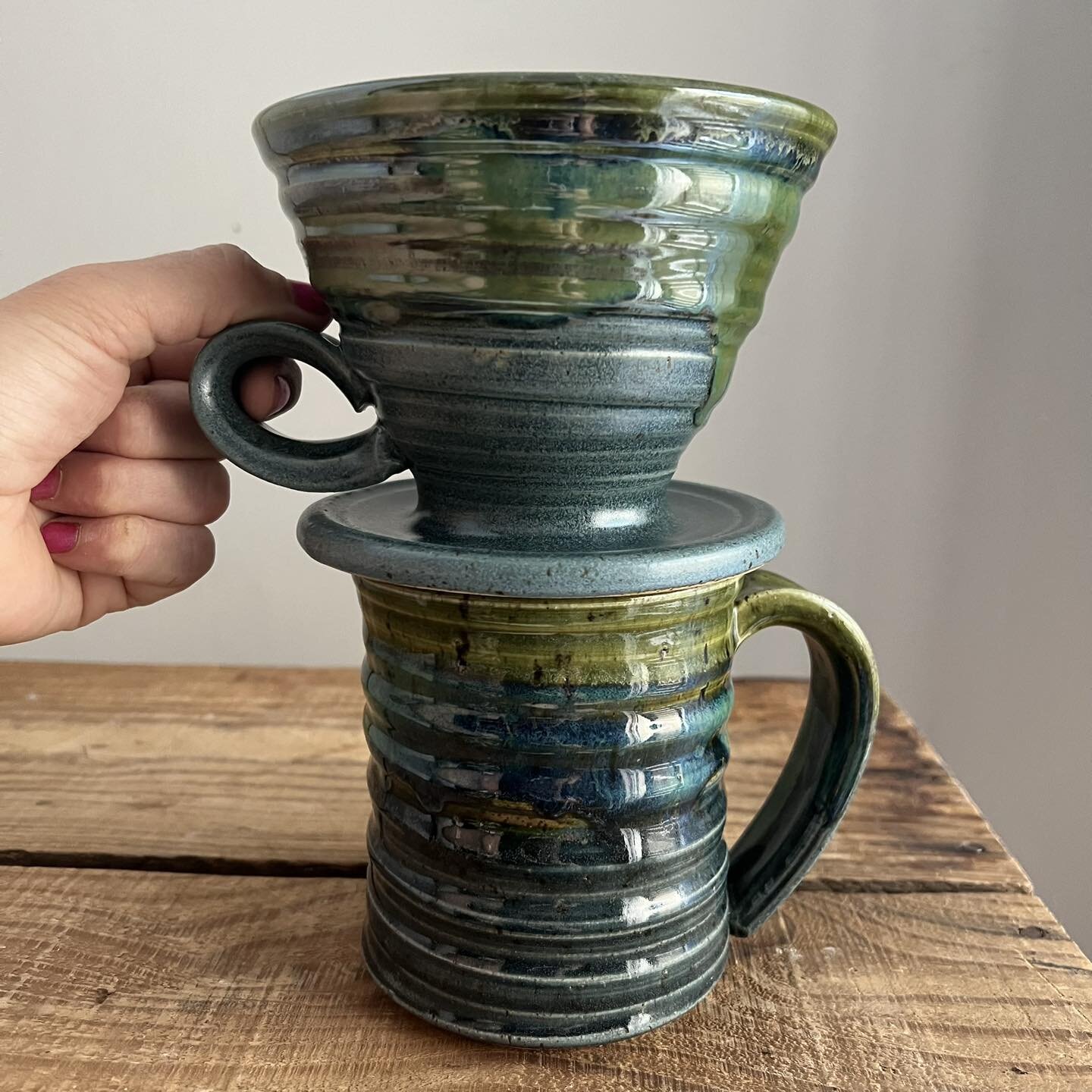 Pourover anyone? 💙🩵💚☕️Ive been obsessed w making these (for anyone unfamiliar, it&rsquo;s meant for you to make a slow drip single cup of coffee) idk who&rsquo;s having nice slow mornings these days but cheers to those who have time to wait! 😌

#