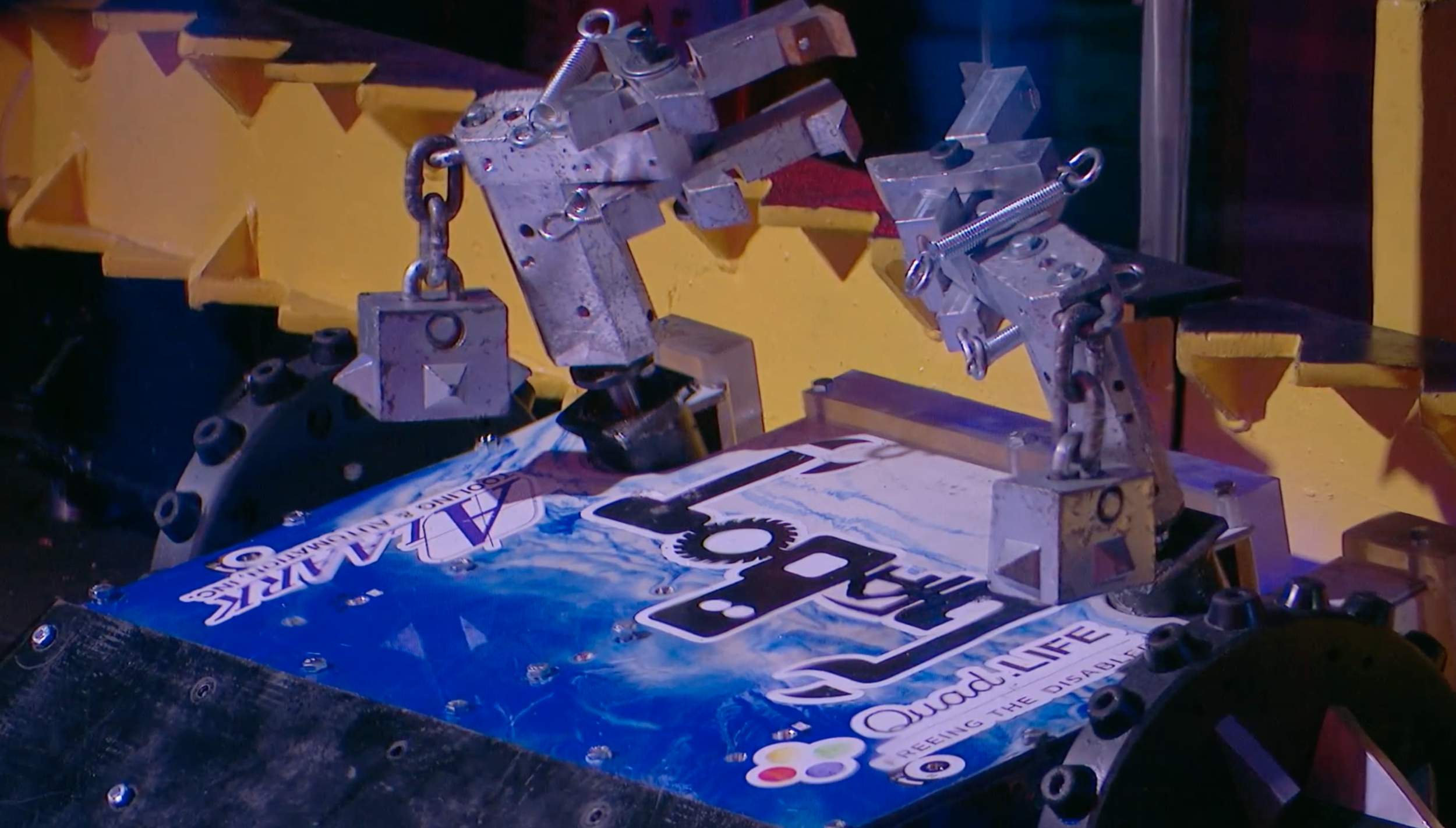 QuadLIFE sponsors Grabot! 