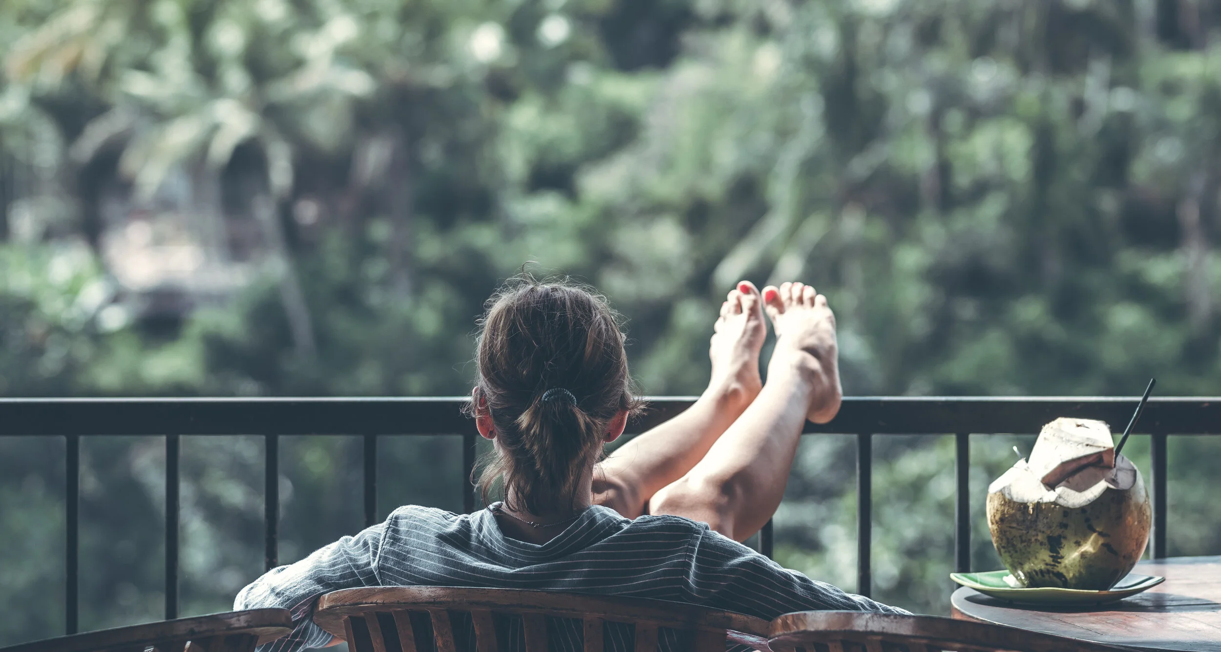 Photo by Artem Beliaikin