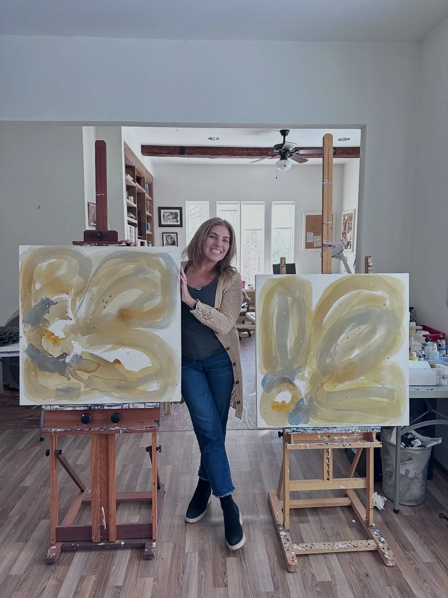 New year, new colors, new painting series. Still laughing because it took a few tries to get my eyes open➡️swipe 🫶  #newart #newyear #2026