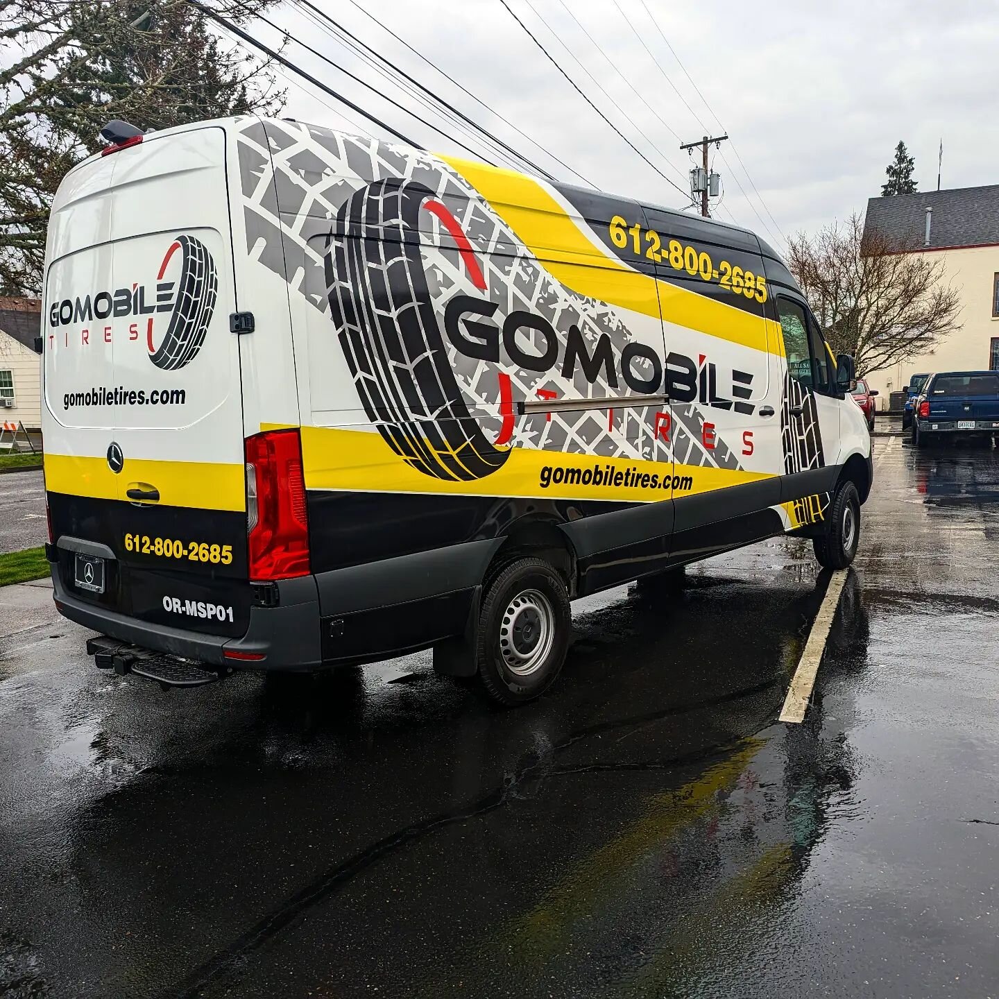 Another beautiful wrap on a beautifully rainy pnw day. GMT chooses TheSignCo for their nationwide fleet graphics, we can help yours too!