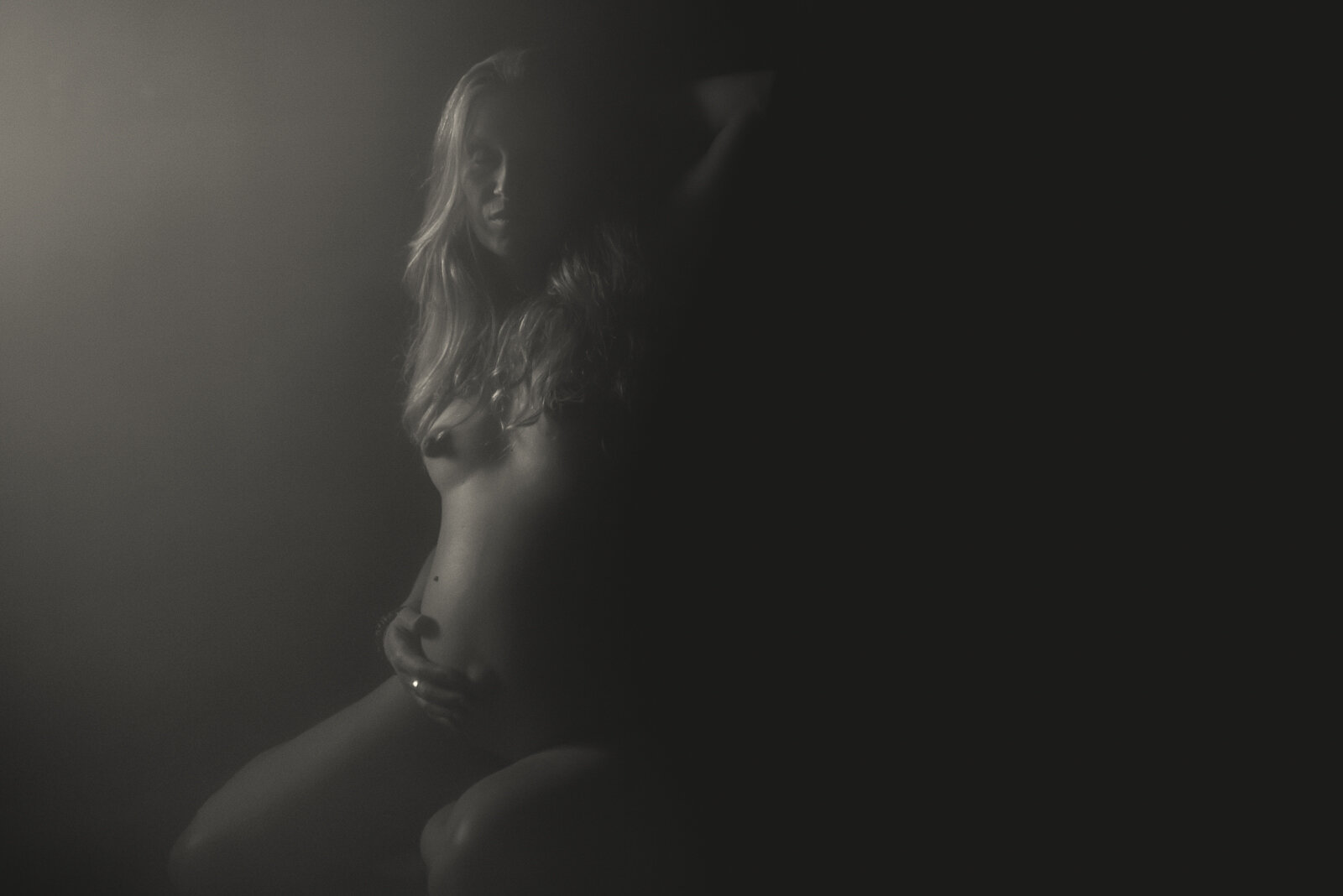 maternity-cortes-island-portraits-21.jpg