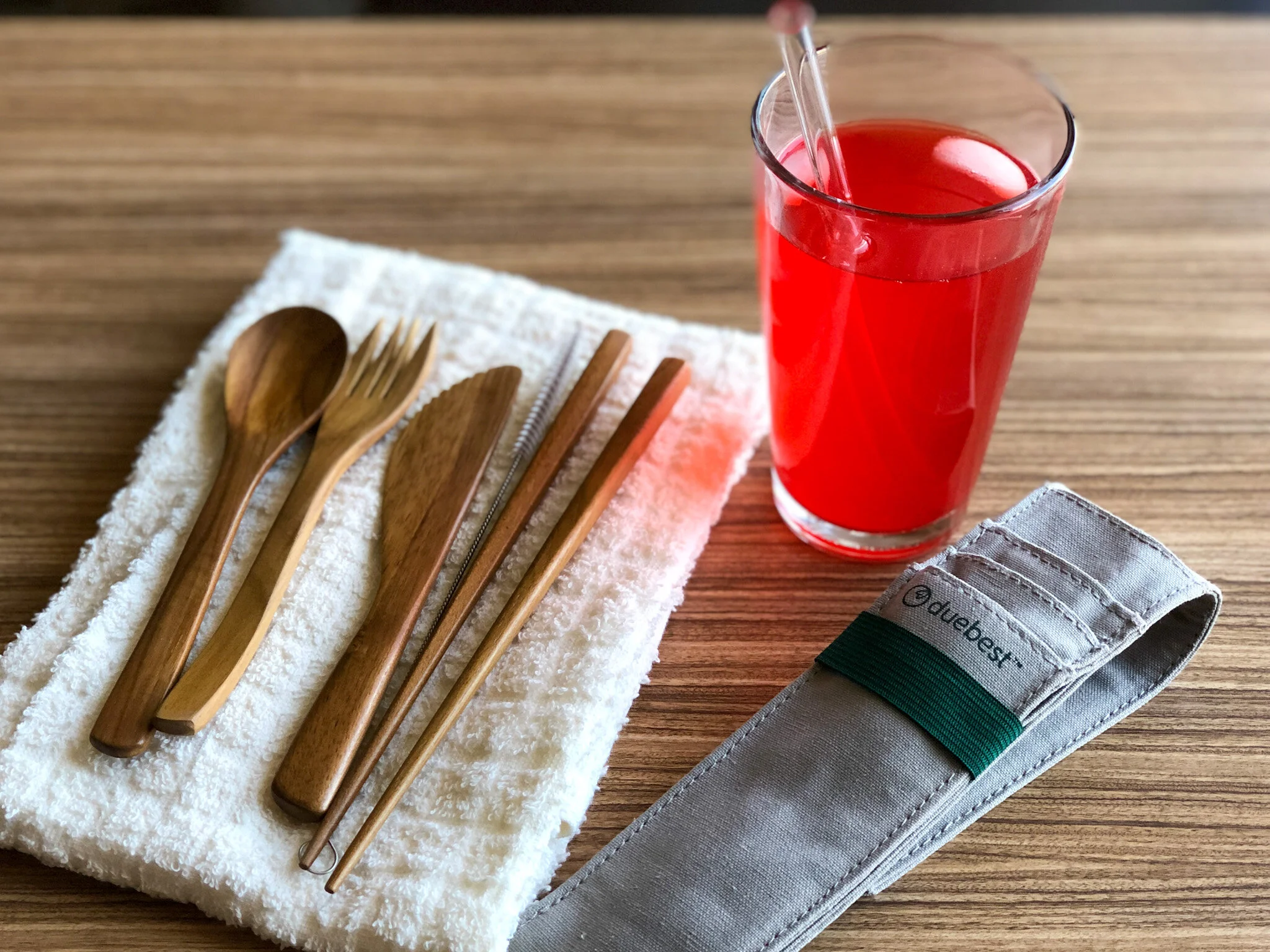 Duebest Wooden Cutlery and Straw Sets, gifts that makes a difference.