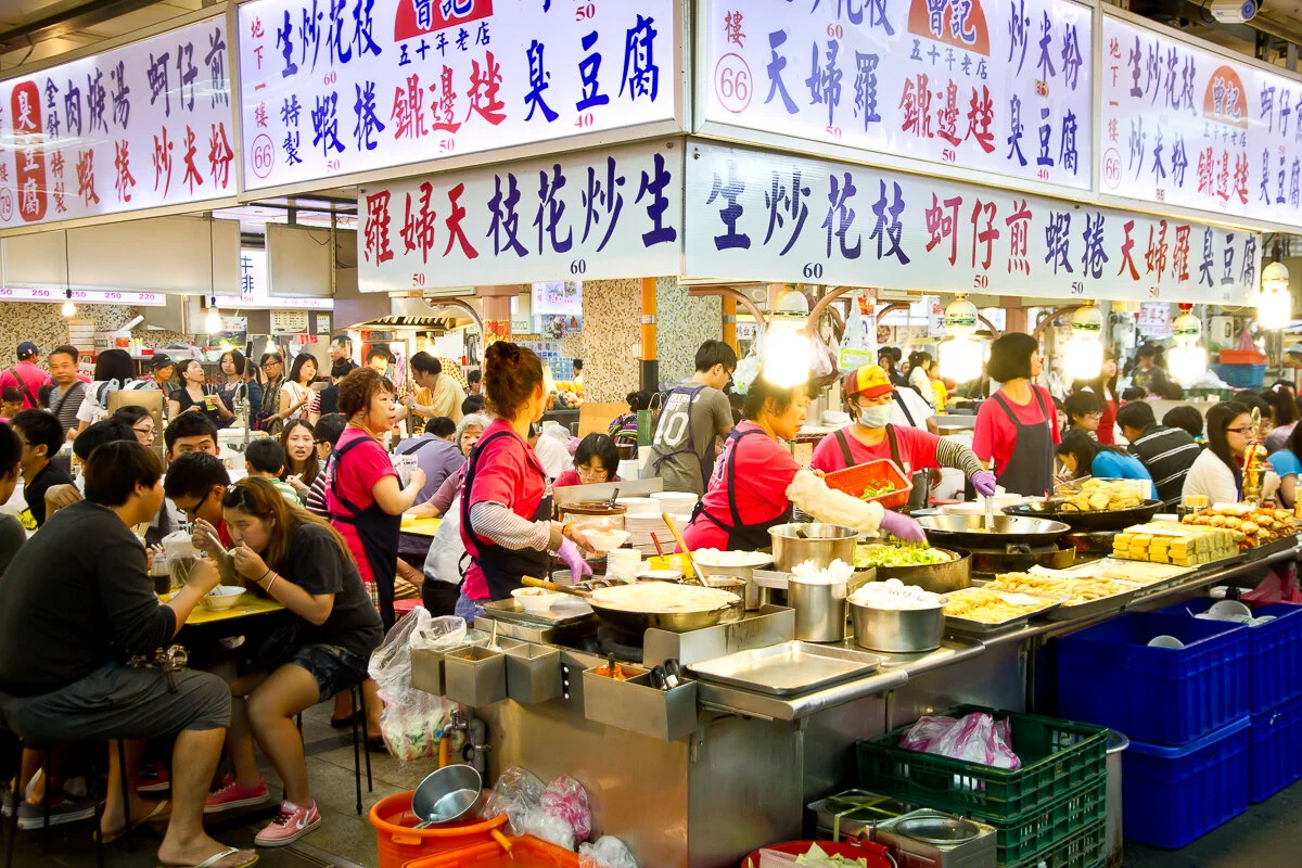 Street foods in Taipei Shilin night market.