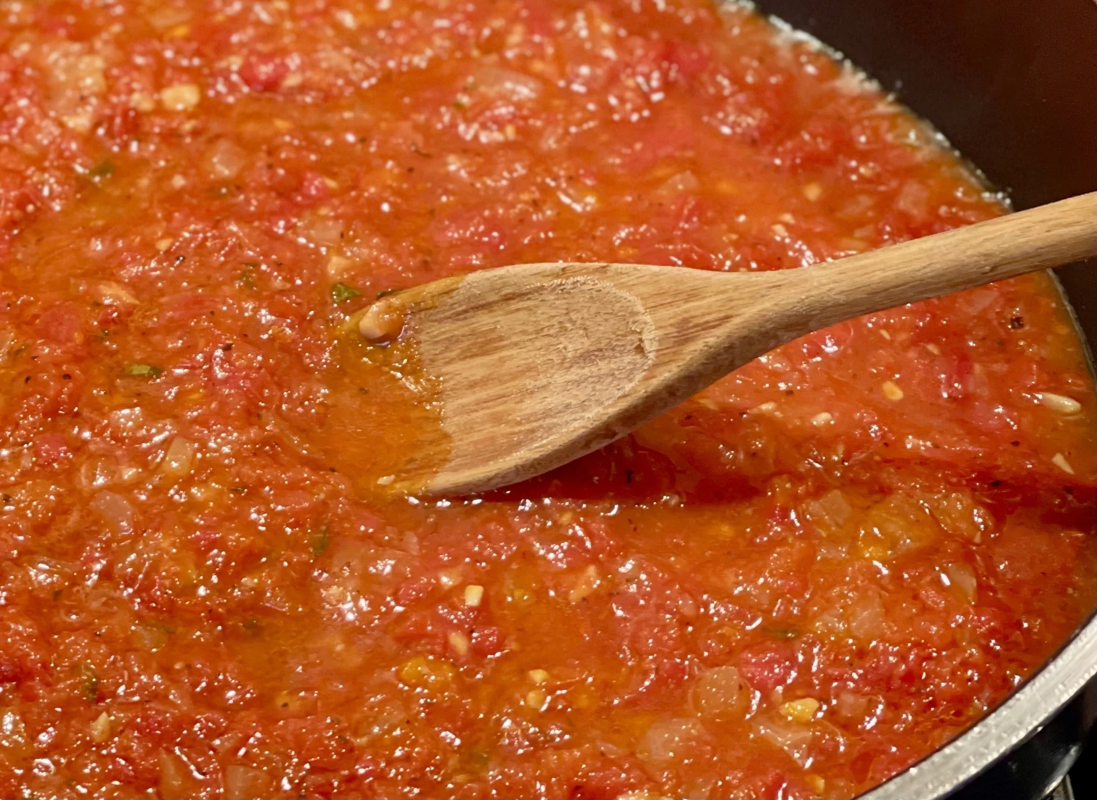 Authentic Pomodoro Sauce Recipe Straight From Italy
