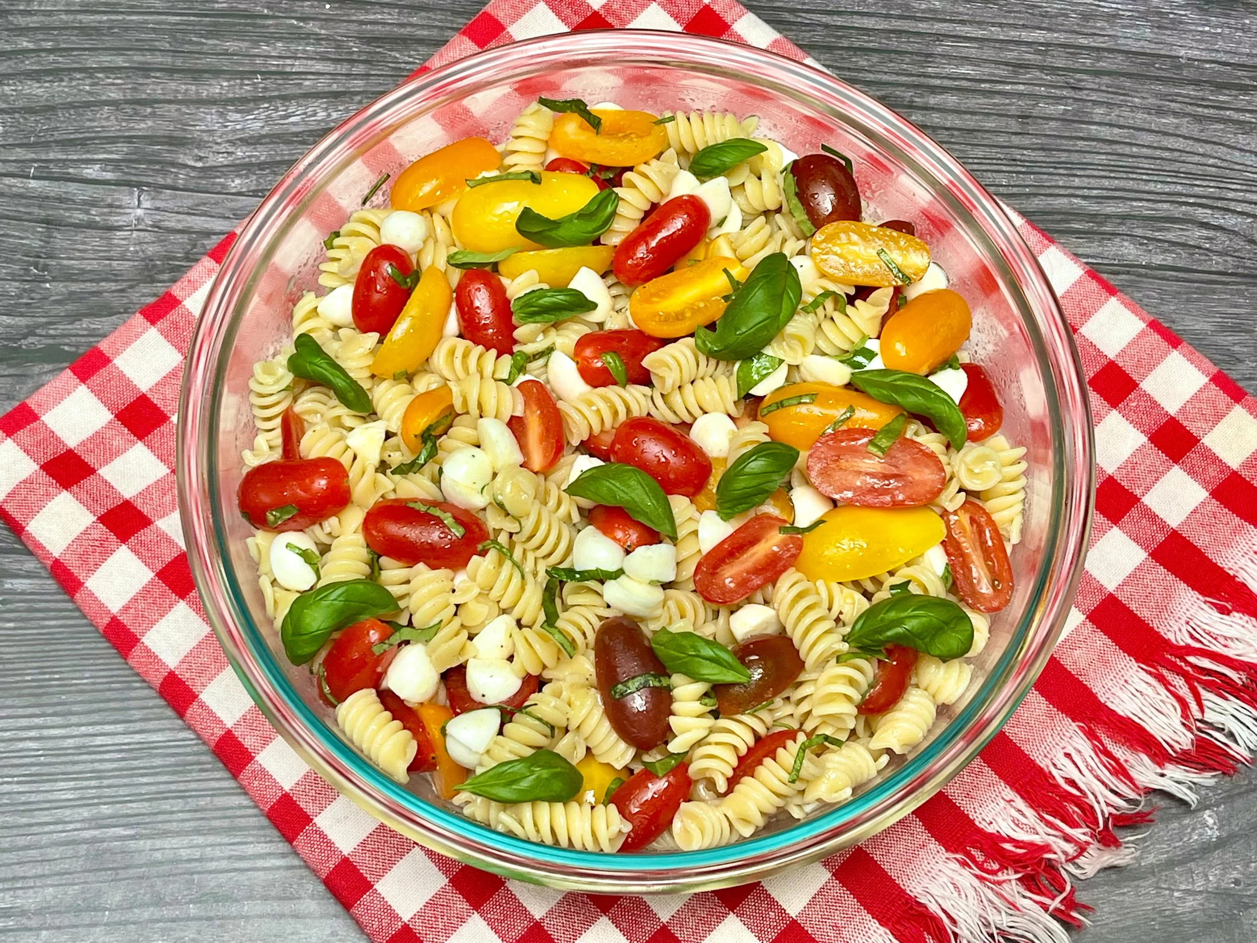 Caprese Pasta Salad Recipe: Ready in 20 Minutes