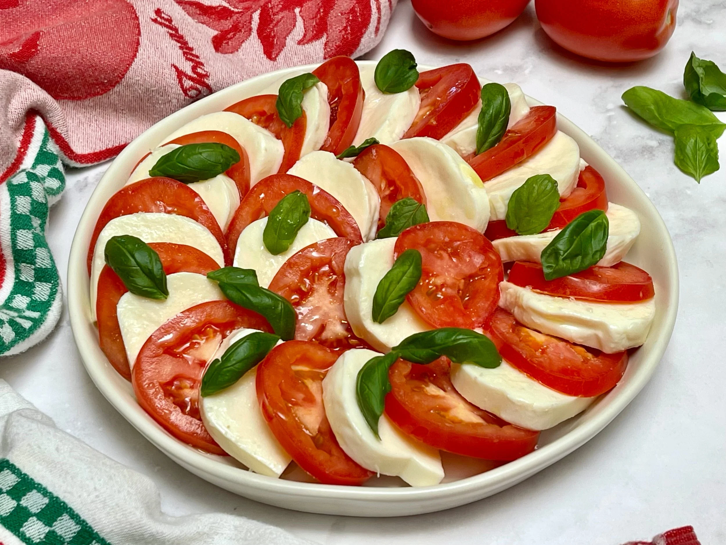 Authentic Caprese Salad Recipe: Perfect for Summer