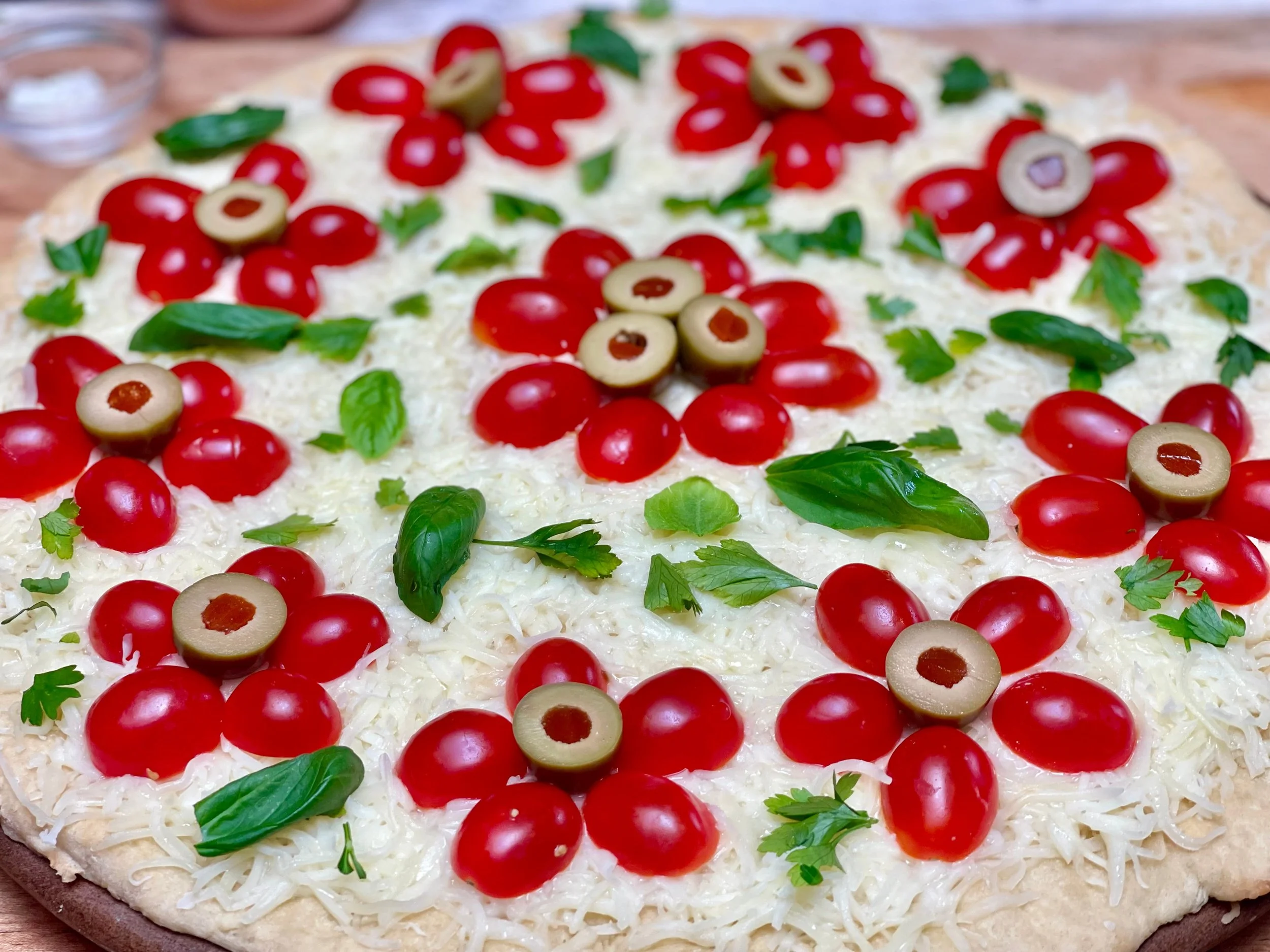 Easy Cherry Tomato Pizza: Pretty Flower Pizza Recipe