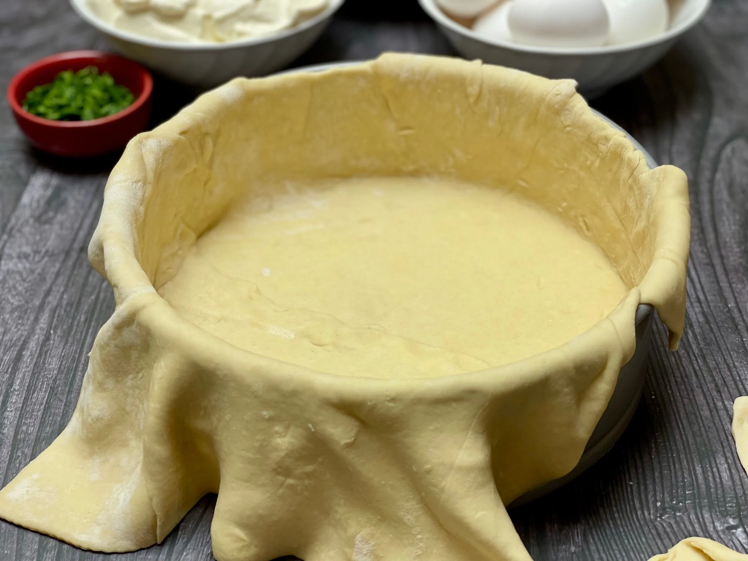 Dough in the spring form pan