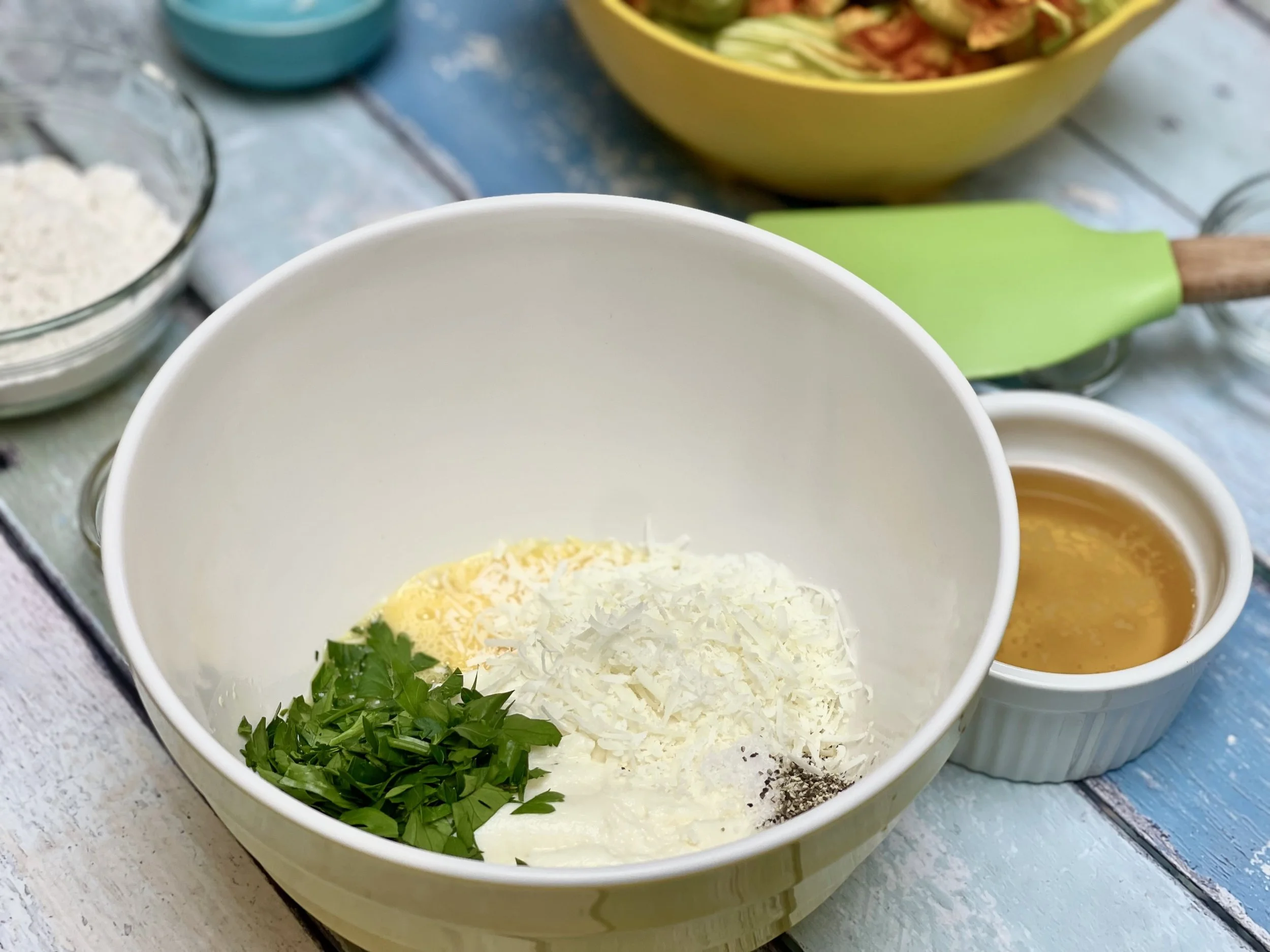 Making the ricotta stuffing