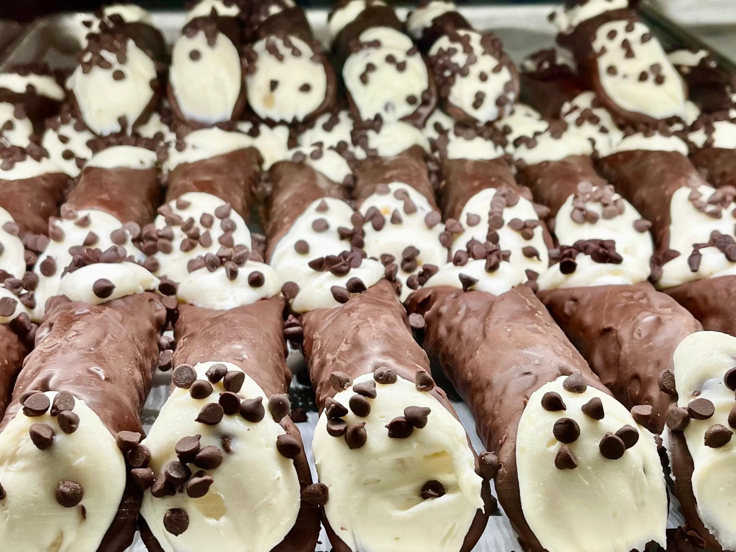 Cannoli at Veniero's NY
