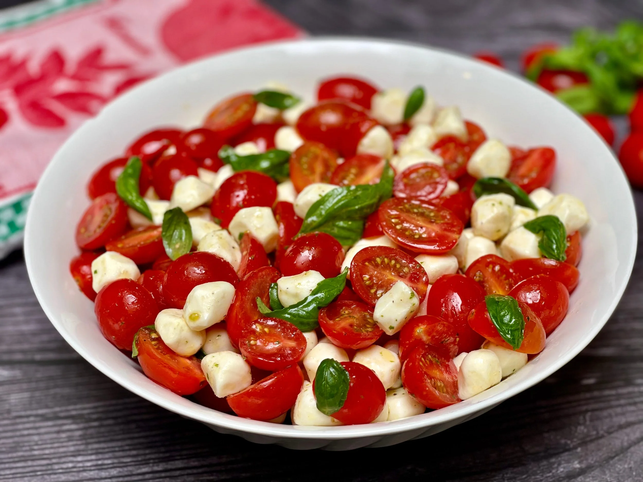Cherry-tomato-caprese-salad