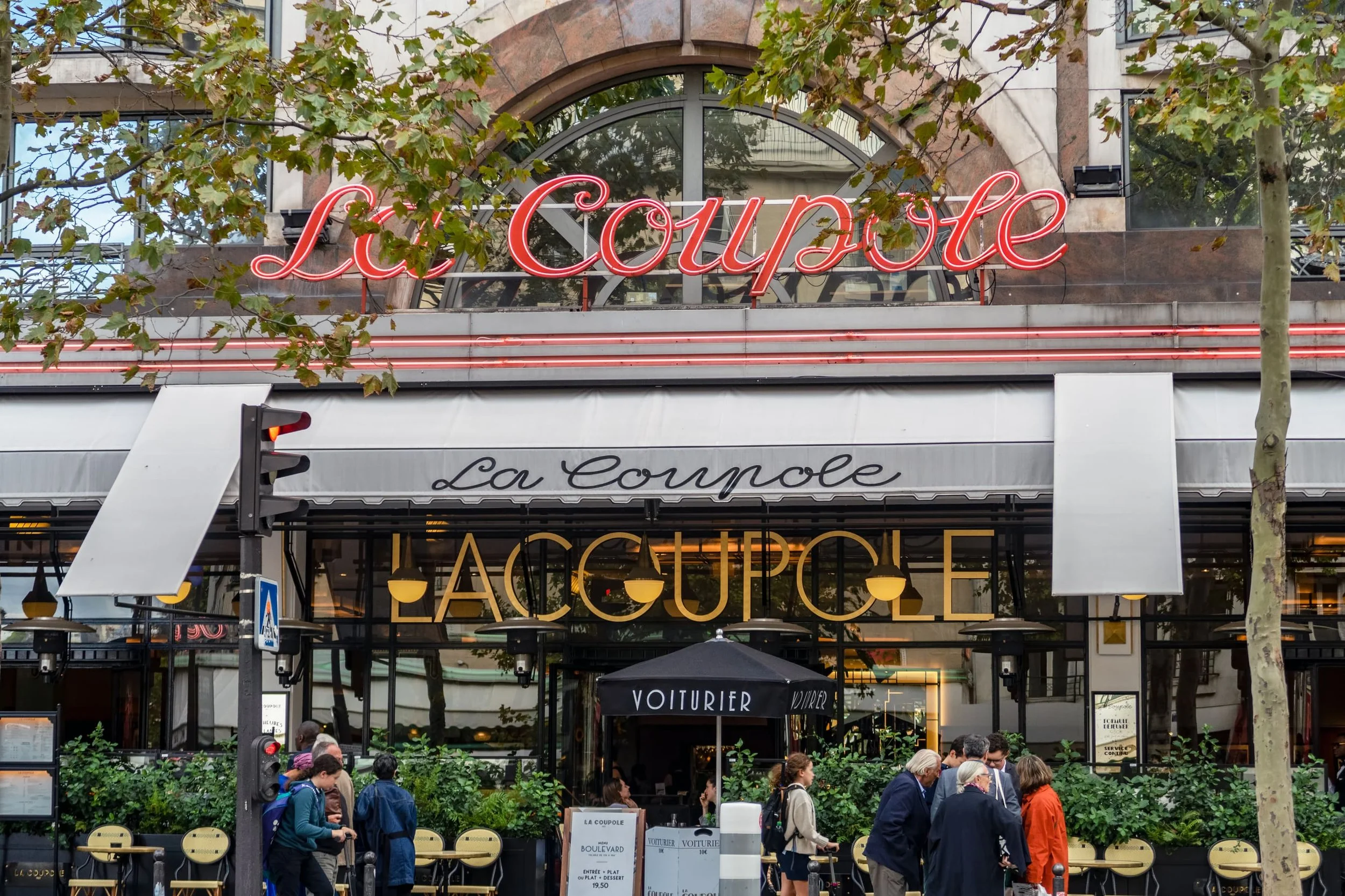15 Famous Cafés in Paris You Have to Visit 8 15 Famous Cafés in Paris You Have to Visit La Coupole, the place to party in the 1920’s