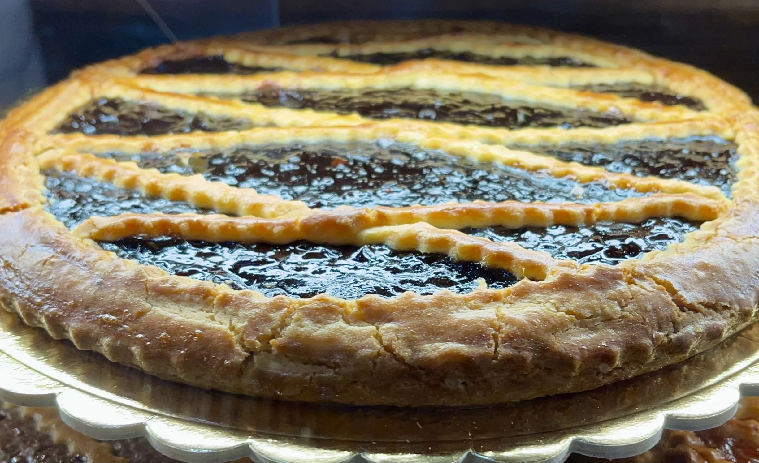 A traditional crostata with black cherries for Ferragosto